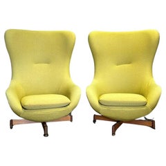 Vintage Mid Century Egg Chairs Designer Furniture 1960