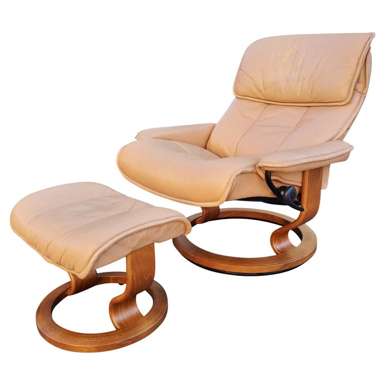 Ekornes Stressless Adjustable Swivel Khaki Leather Recliner Ottoman Norway  Large at 1stDibs | ekornes stressless recliner, swivel recliner with  ottoman, ekornes swivel chair