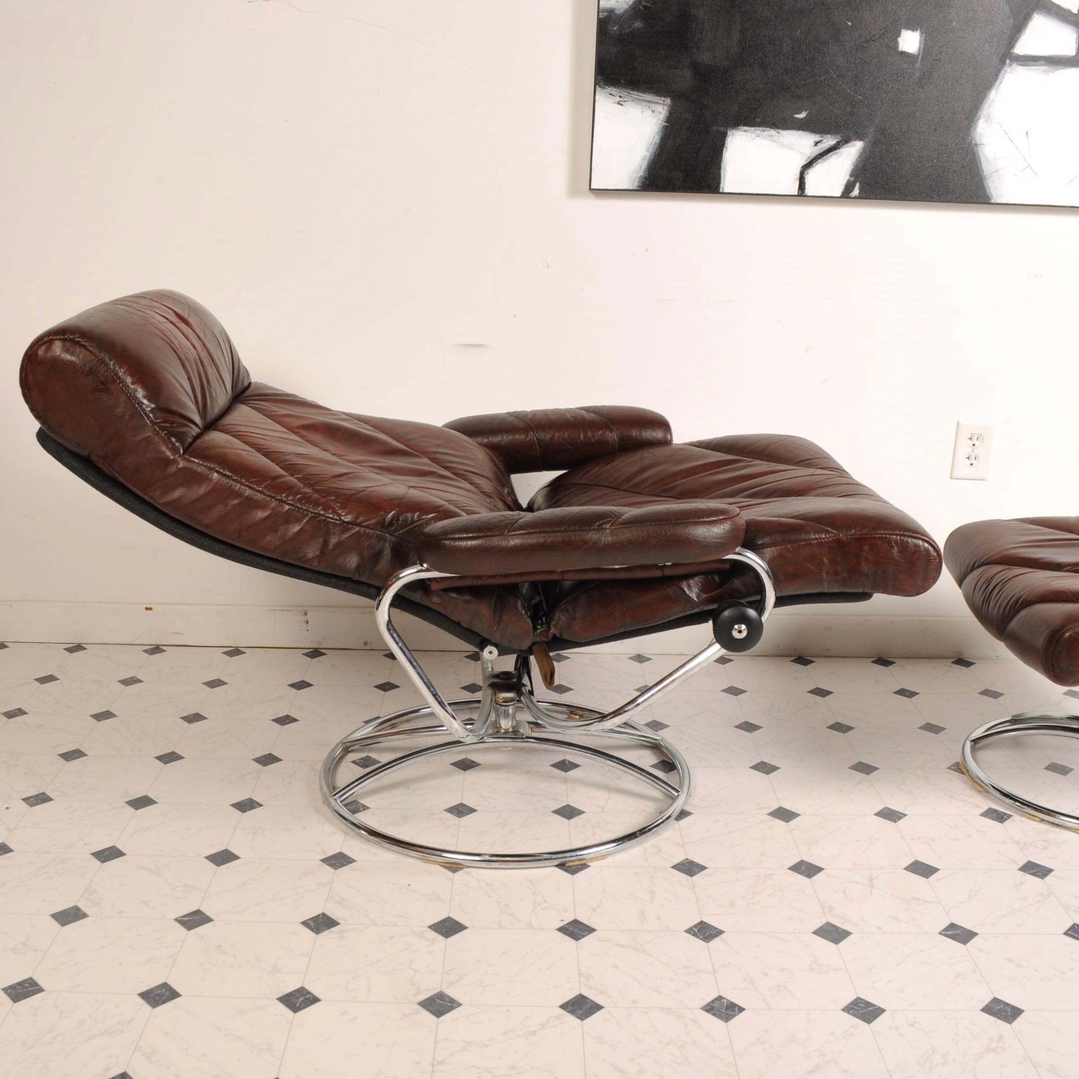 Midcentury Ekornes Stressless Brown Leather Lounge Chair and Ottoman For Sale 3