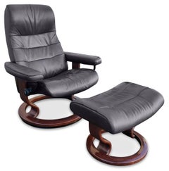 Mid-Century Ekornes Stressless Brown Leather Recliner or Lounge & Ottoman Medium