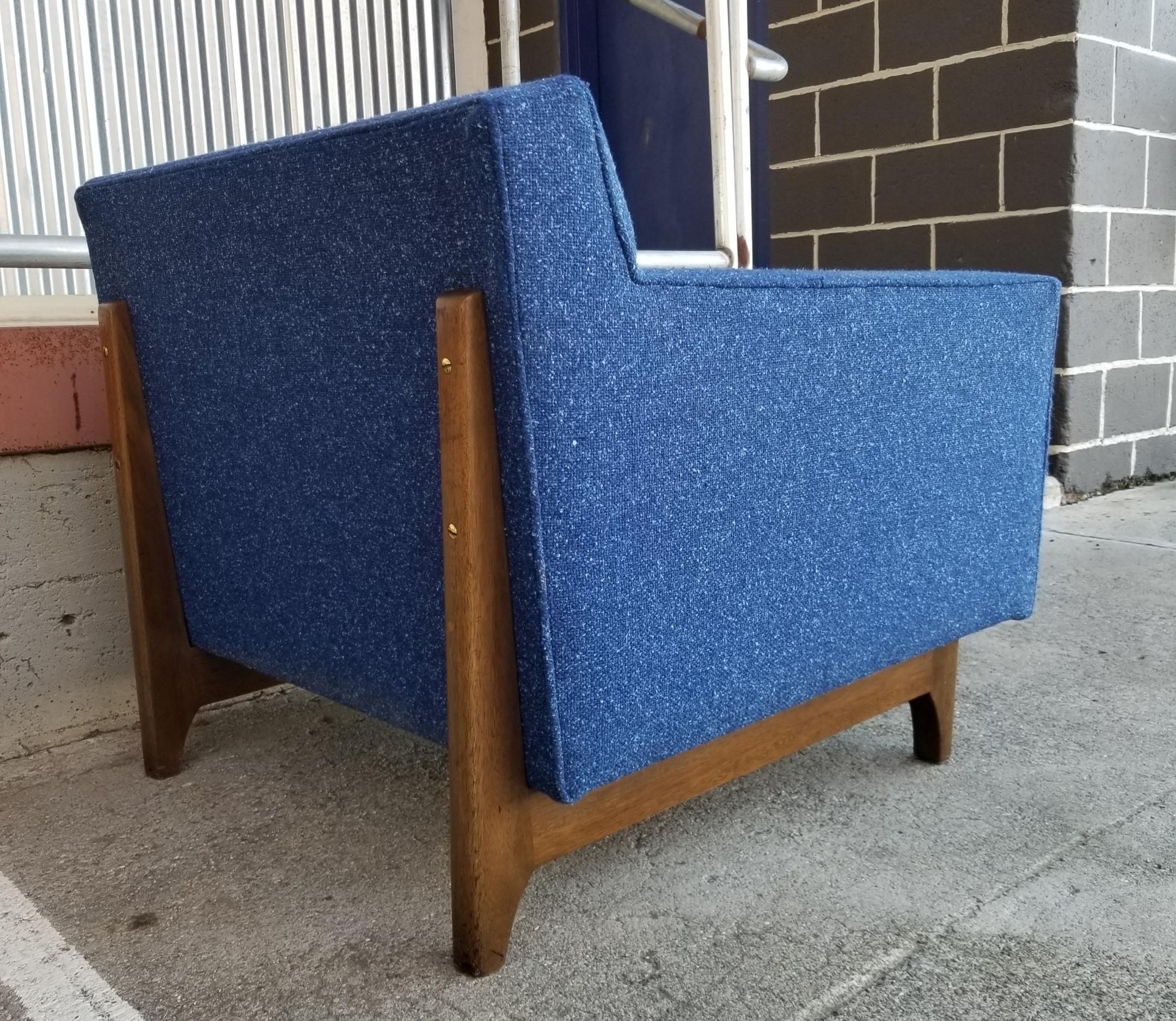 Mid-Century Modern lounge chair in the manner of Adrian Pearsall. Solid walnut exoskeleton with original electric blue upholstery. Comfortable, solid chair with sculptural frame and geometric design, circa 1960s. Arm height measures: 22.5 inches.
