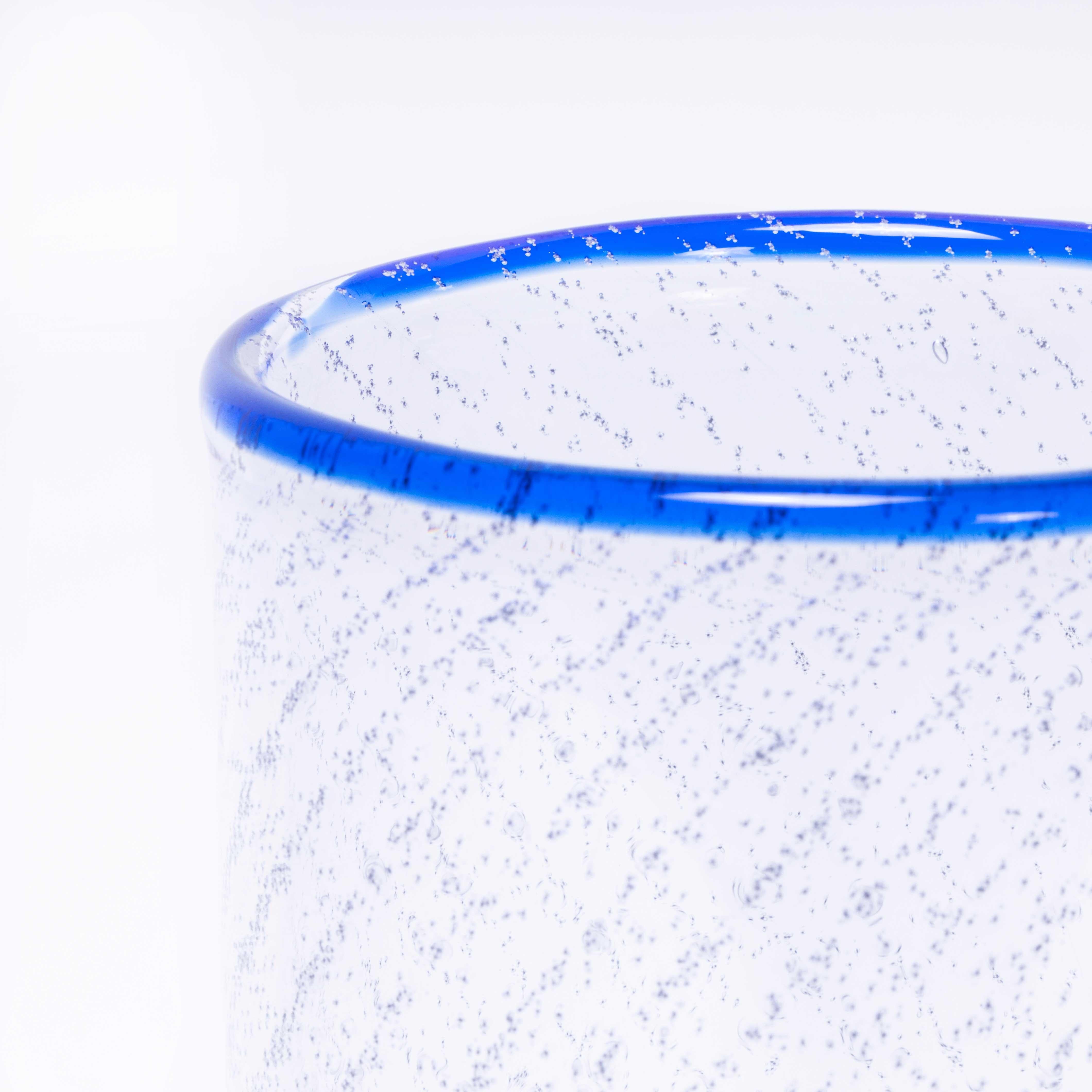 Europeo Vaso a bolla cilindrica di metà secolo Eleg - Labbro blu in vendita