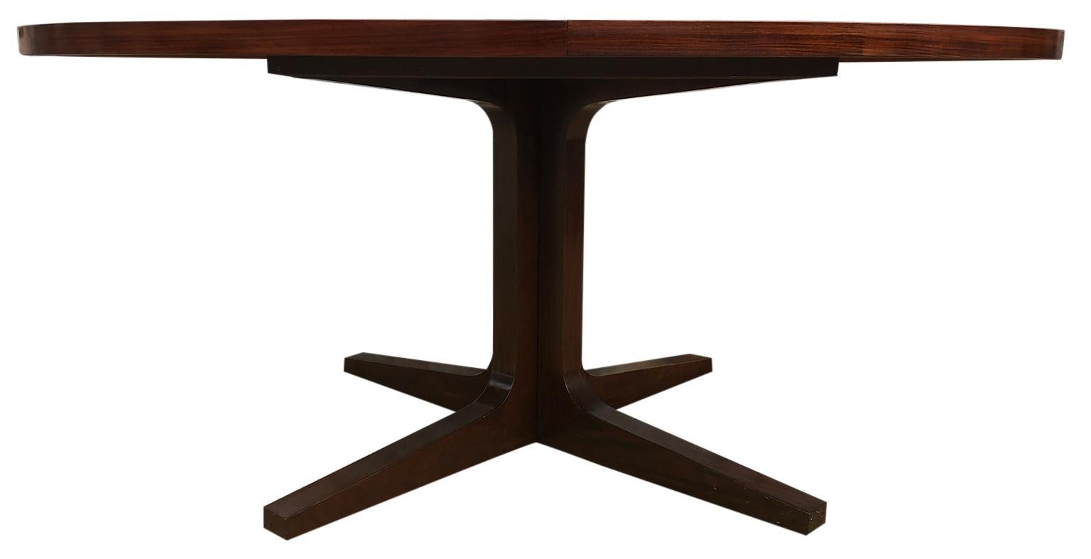 Mid-Century Modern Midcentury Elliptical Danish Rosewood Expandable Dining Table '2' Leaves