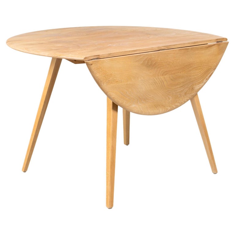 Mid Century Elm and Beech Round Dining Table by L. Ercolani for Ercol,  1960's For Sale at 1stDibs