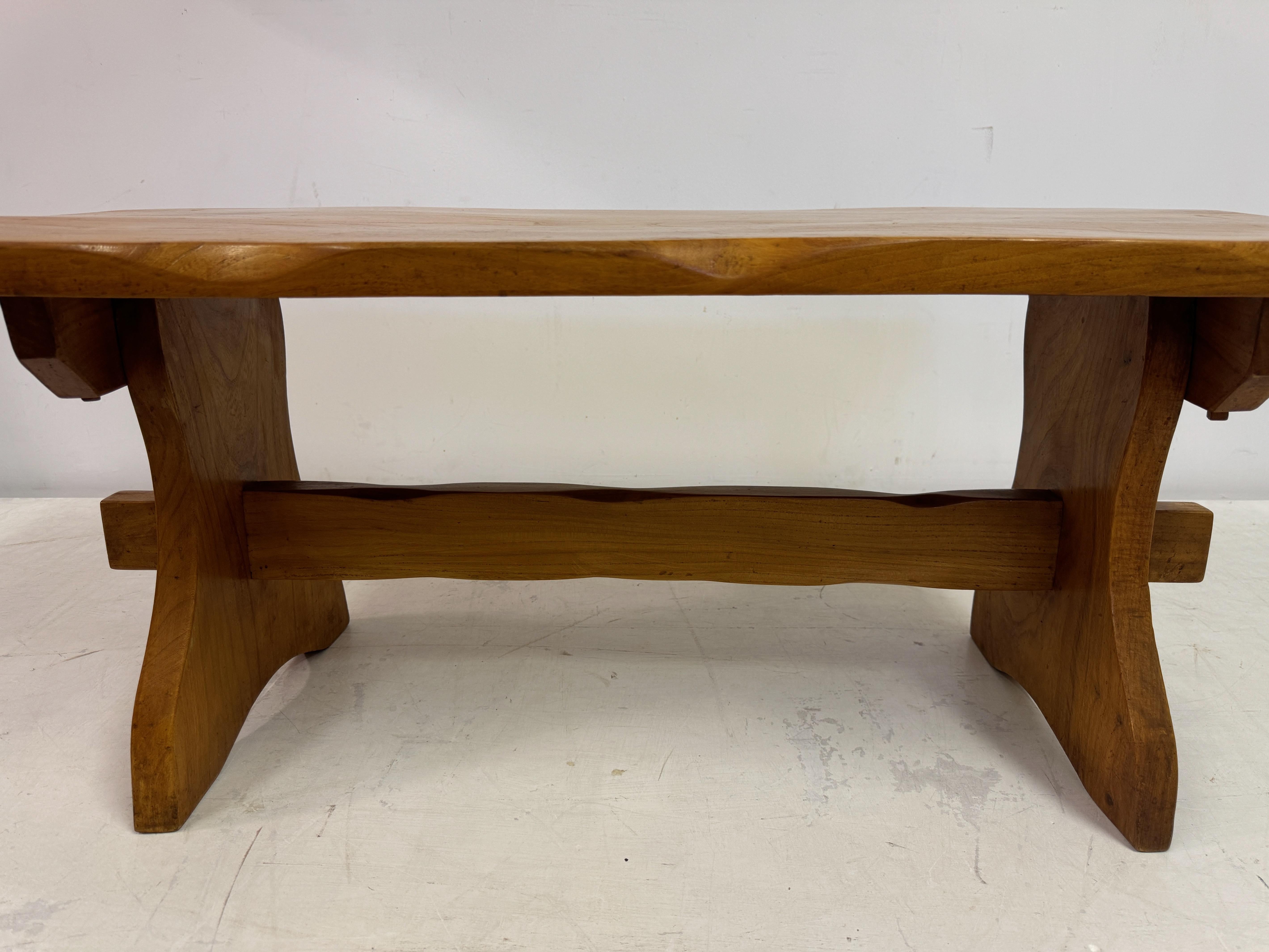 Mid Century Ulme Couchtisch im Zustand „Gut“ im Angebot in London, London