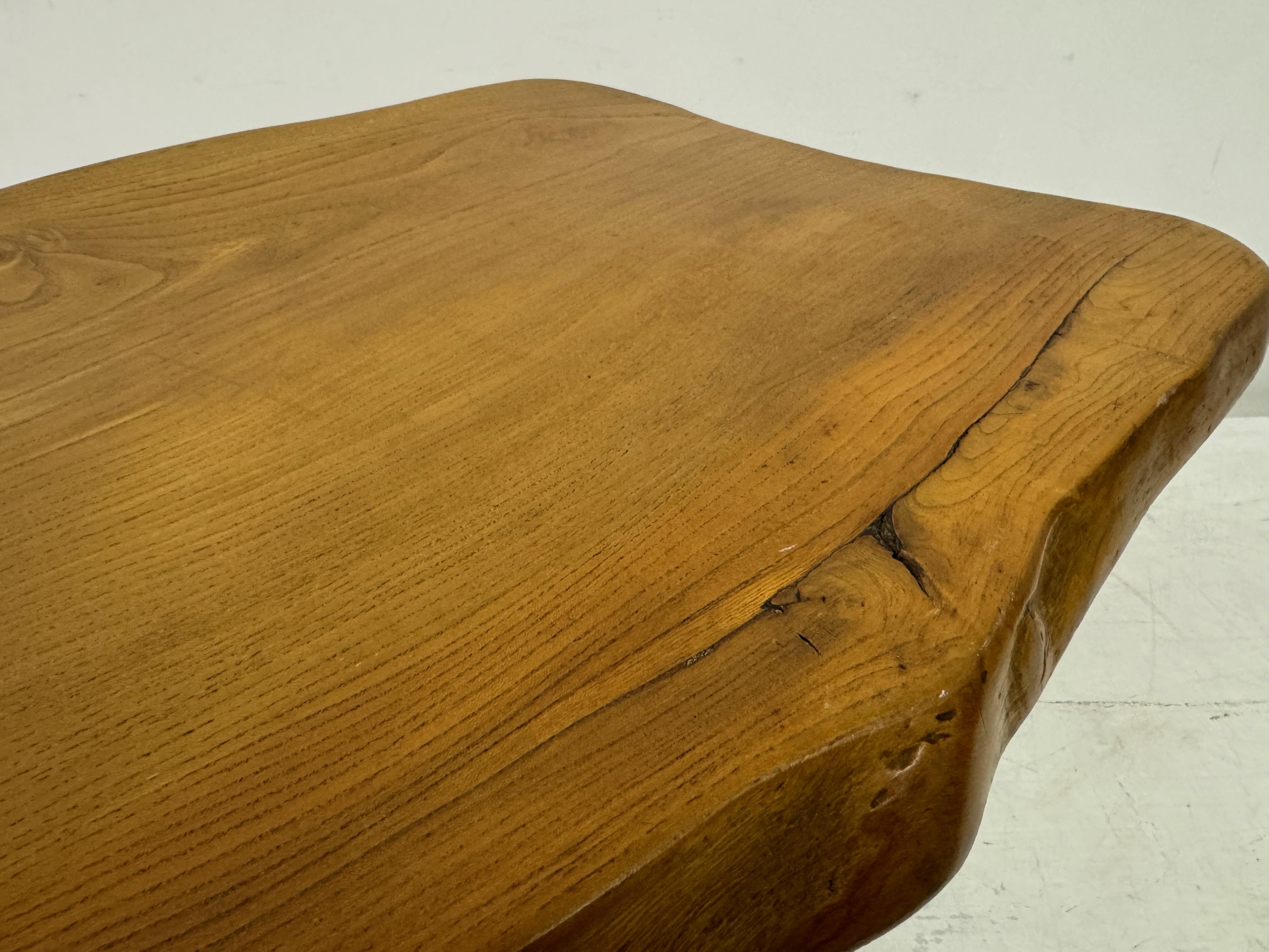 Mid Century Ulme Beistelltisch im Angebot 7