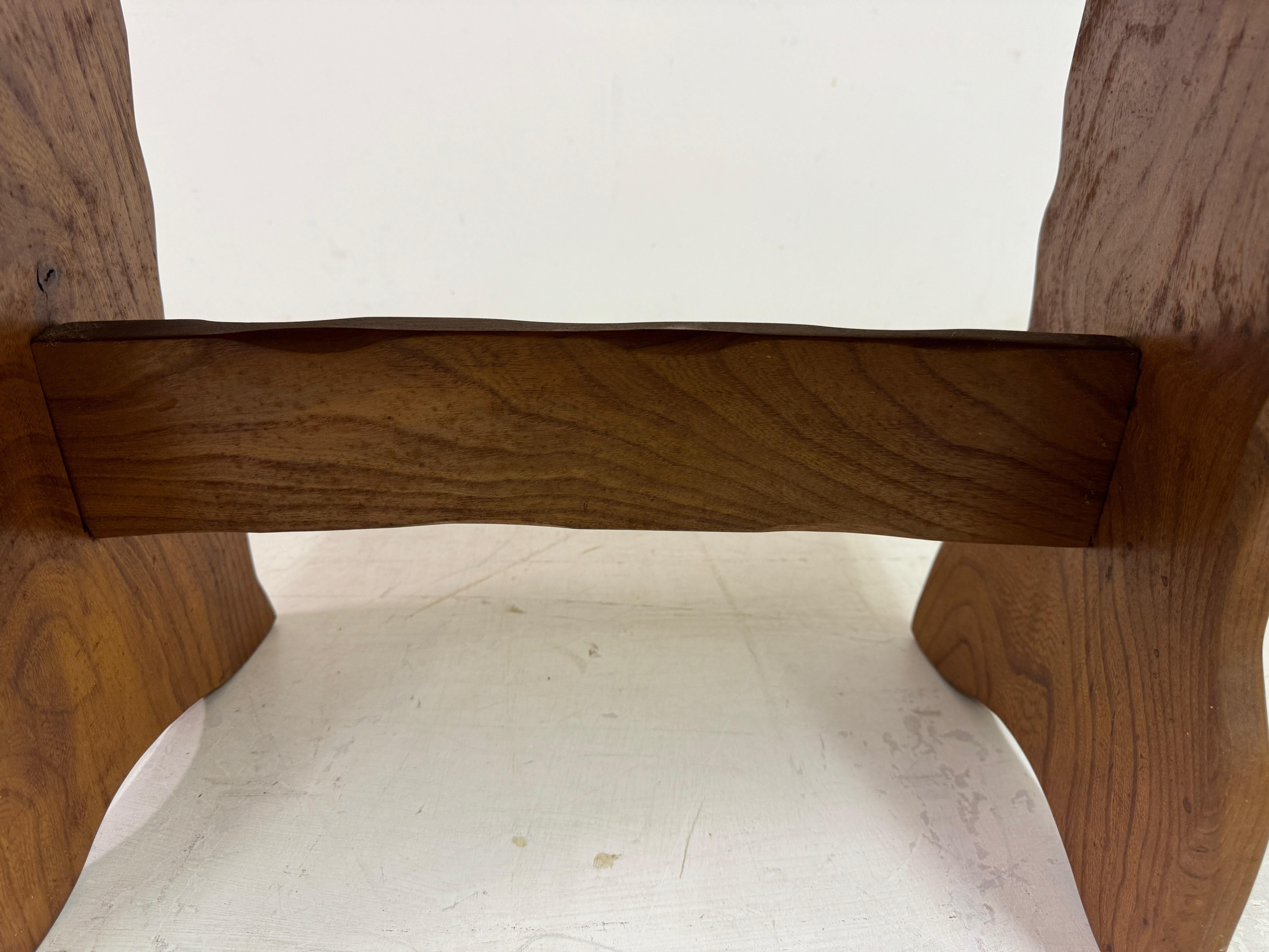Mid Century Ulme Beistelltisch im Angebot 1