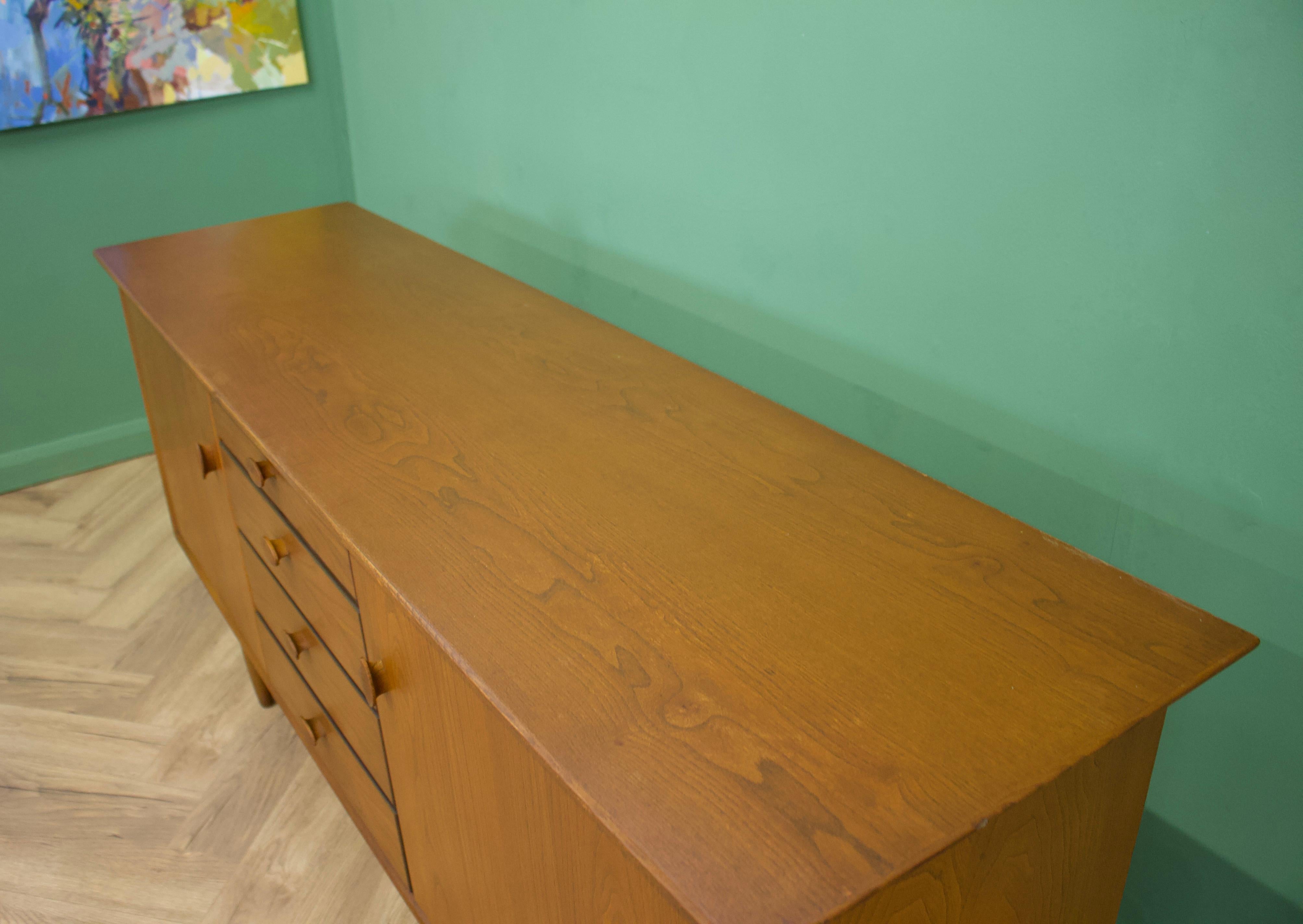 Mid-Century Elm Sideboard from Scandart, 1960s In Good Condition In South Shields, GB