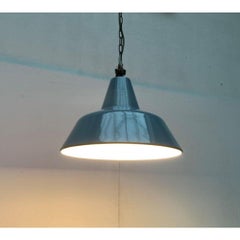 Lampada a sospensione di metà secolo di Emaille Workshop, anni '60