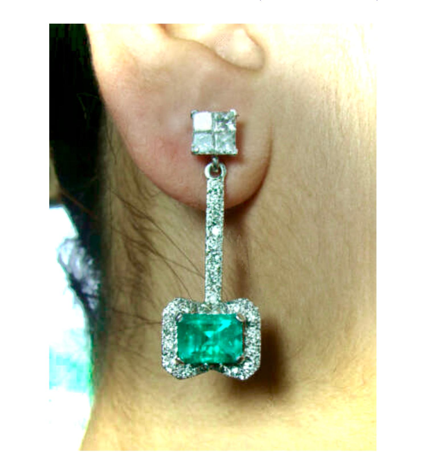 Princess Cut 10.76 Carats Midcentury Style Emerald and Diamond Drop Earrings 18 Karat For Sale