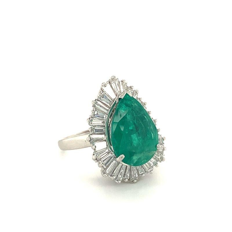 Mid-Century Emerald and Diamond Platinum Ringdant, circa 1950s In Good Condition For Sale In Beverly Hills, CA