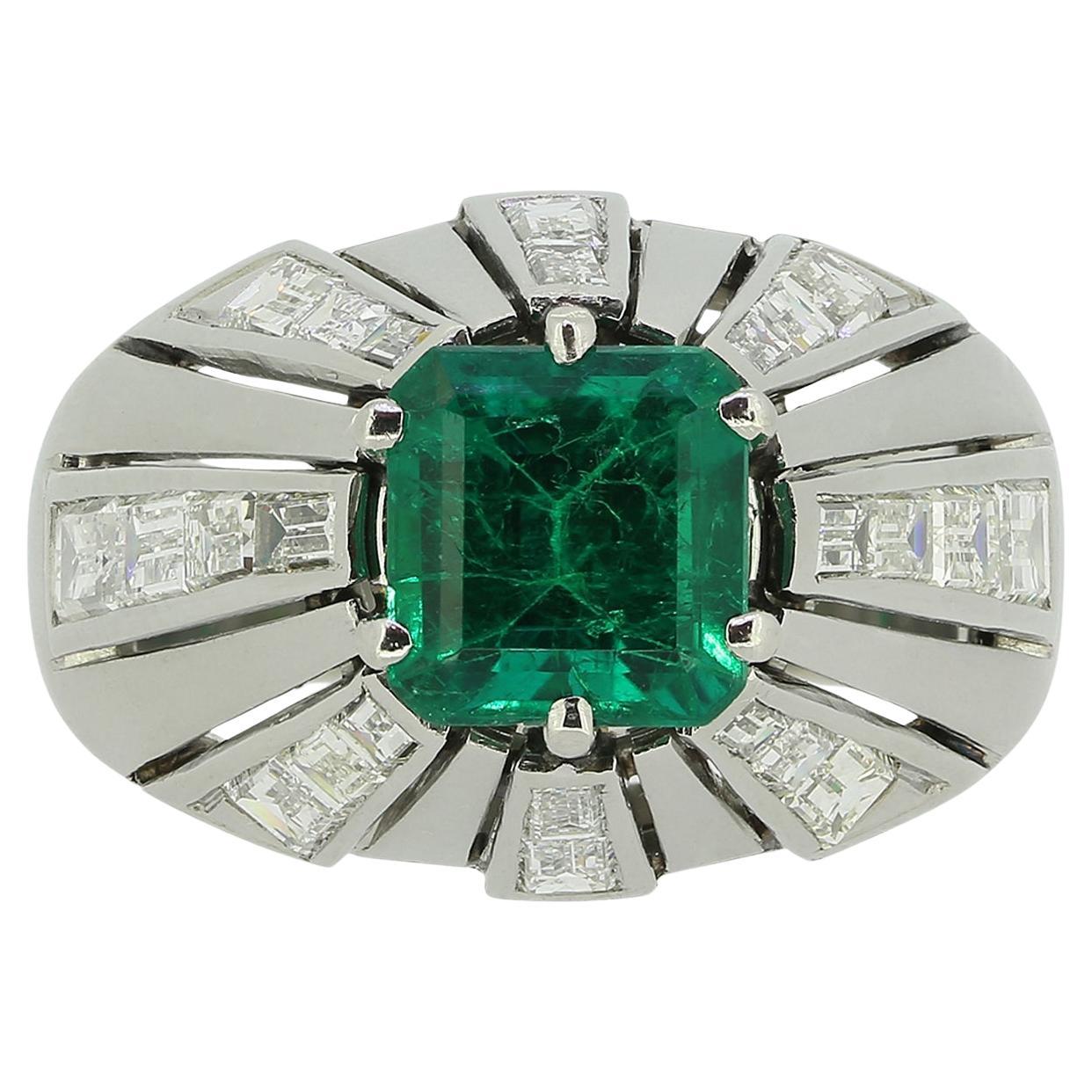 Mid-Century Emerald and Diamond Ring For Sale