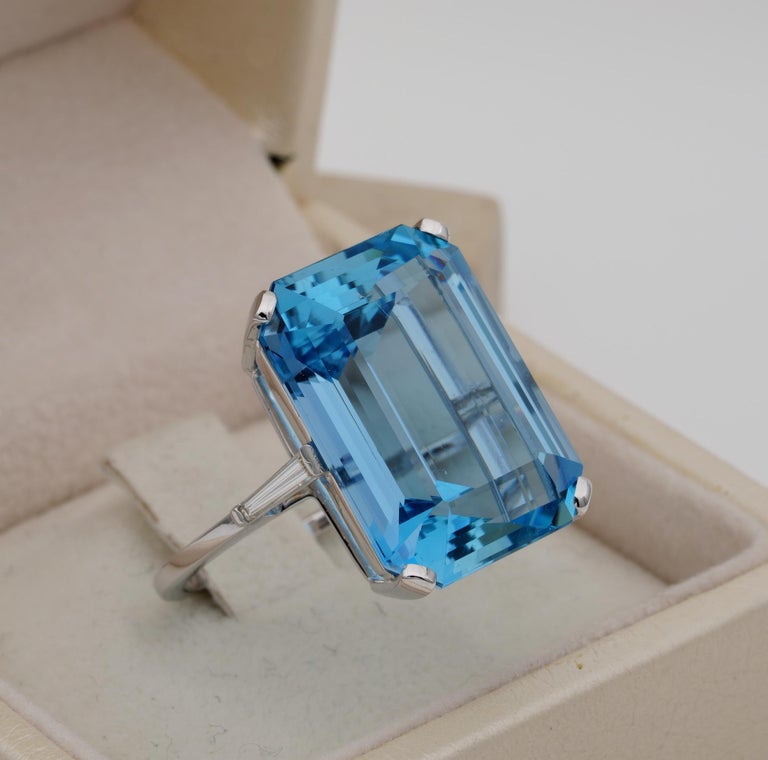 Midcentury Emerald Cut 21.30 Carat Natural Aquamarine Diamond Ring For ...