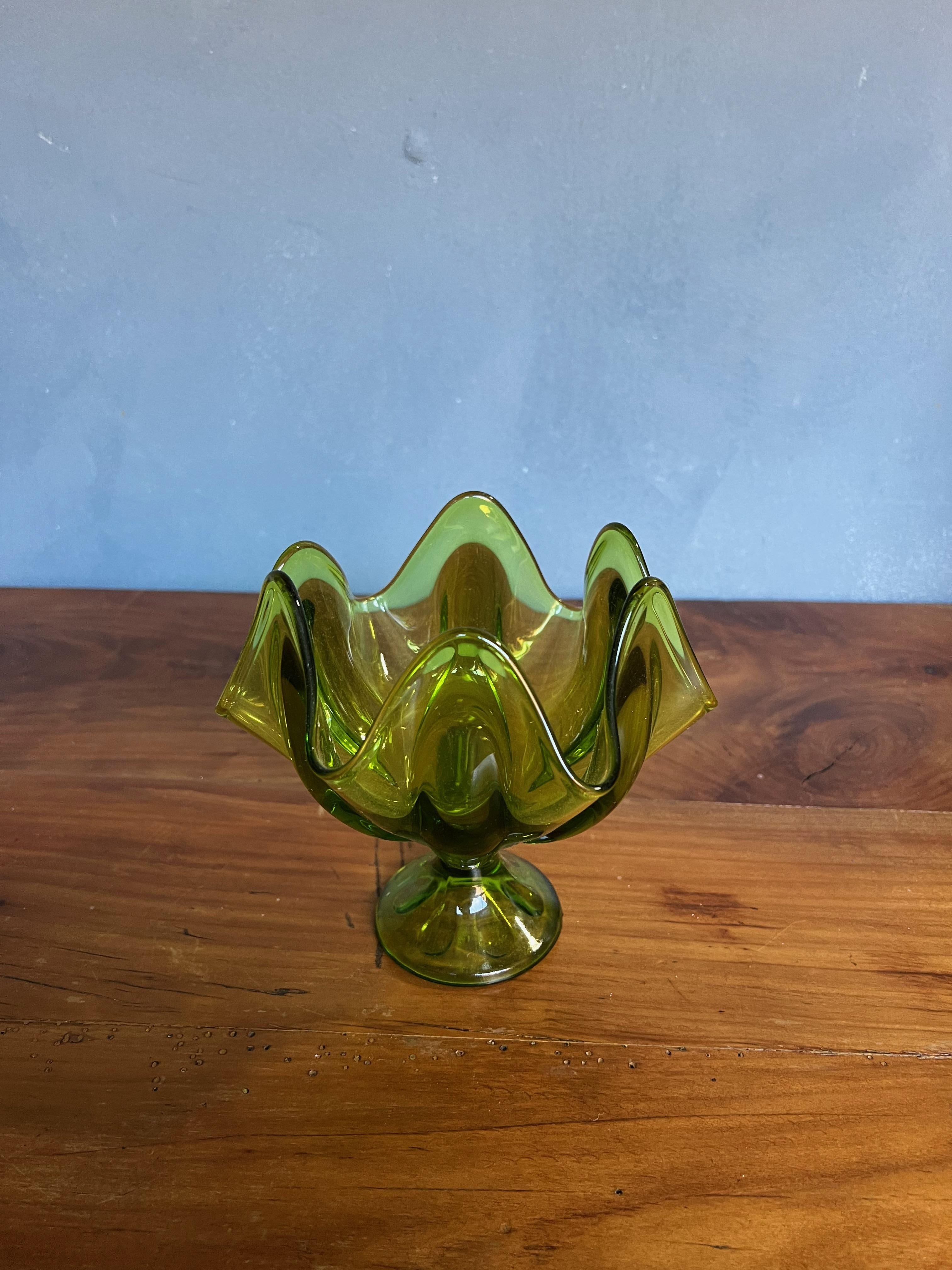 Mid-Century Emerald Green Footed Dish For Sale 2