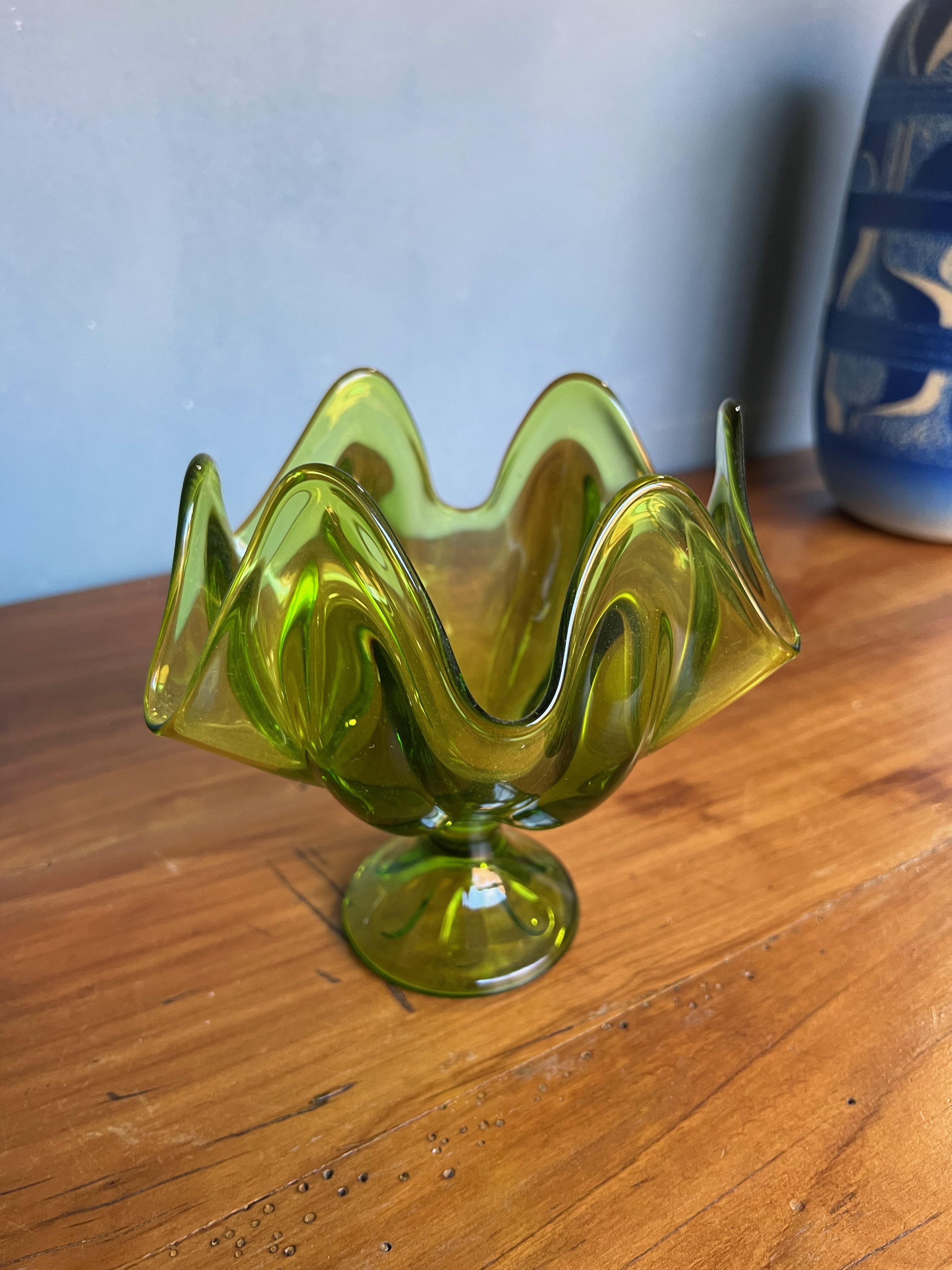 Mid-Century Emerald Green Footed Dish For Sale 1