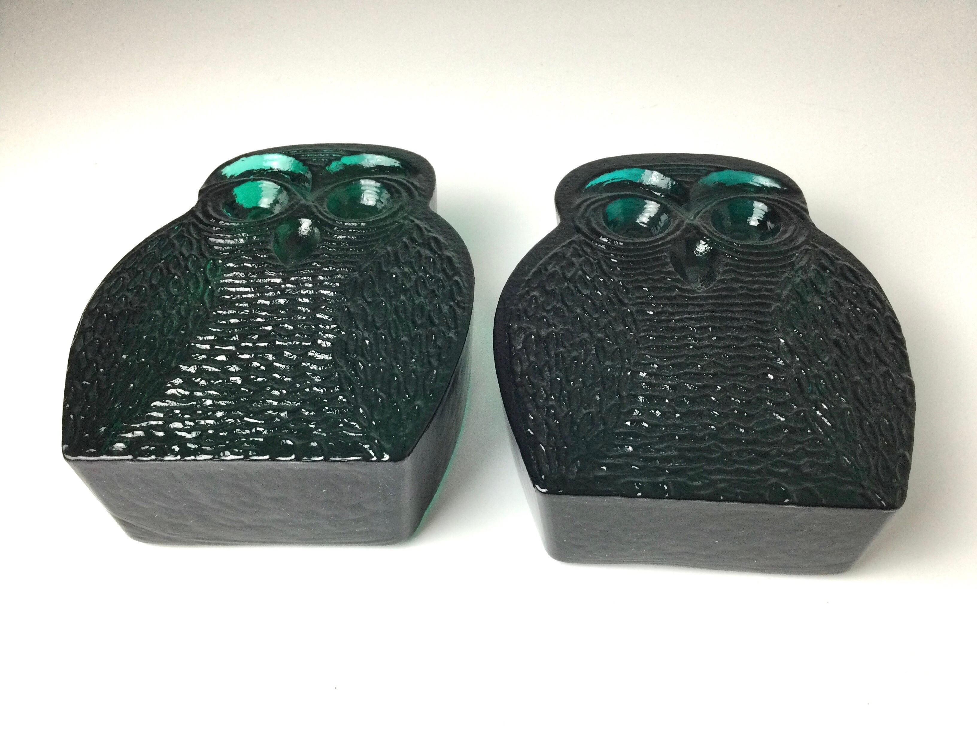 American Mid Century Emerald Green Glass Owl Bookends by Blenko