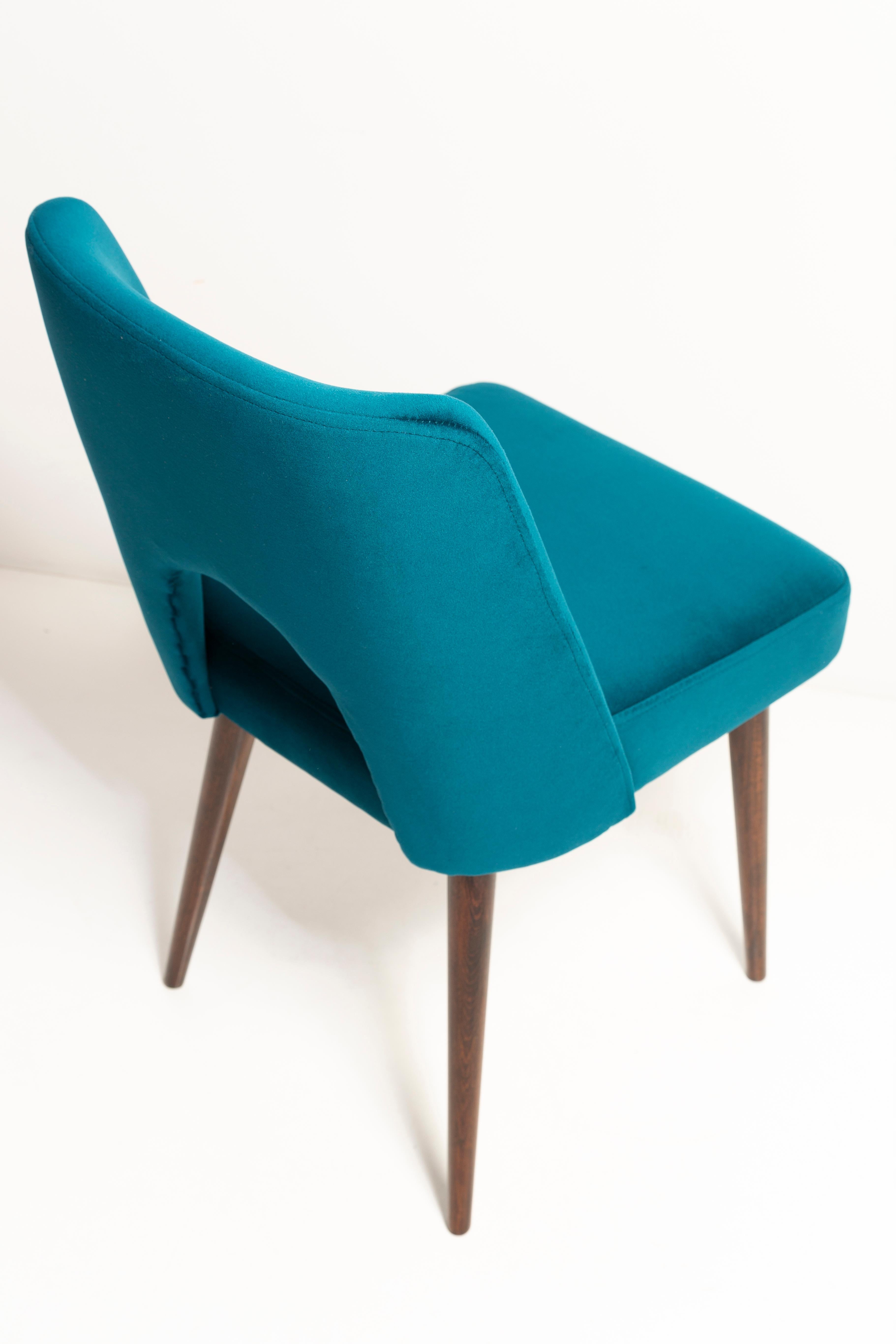 Mid-Century Emerald Green Velvet 'Shell' Chair, Europe, 1960s For Sale 2