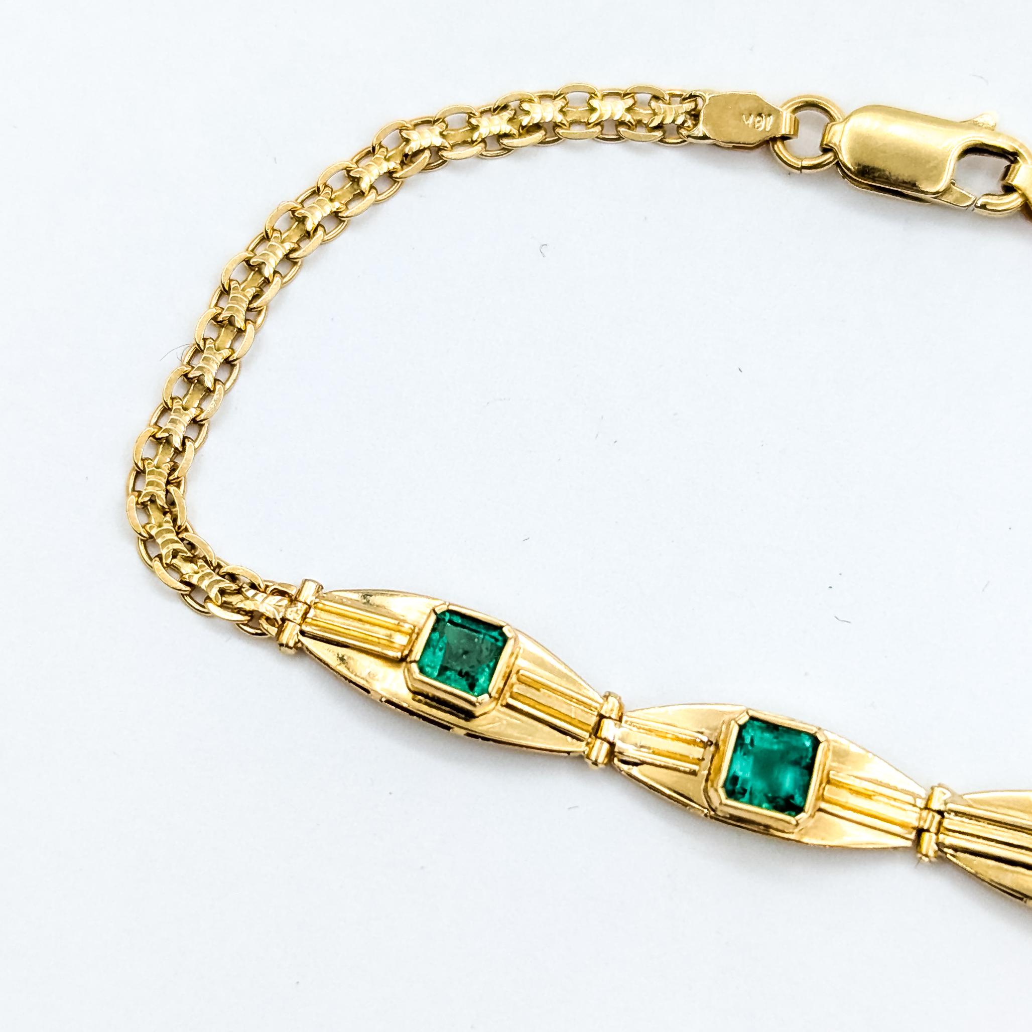 Pulsera Estación Esmeralda de Mediados de Siglo en Oro de 14k Retro en venta