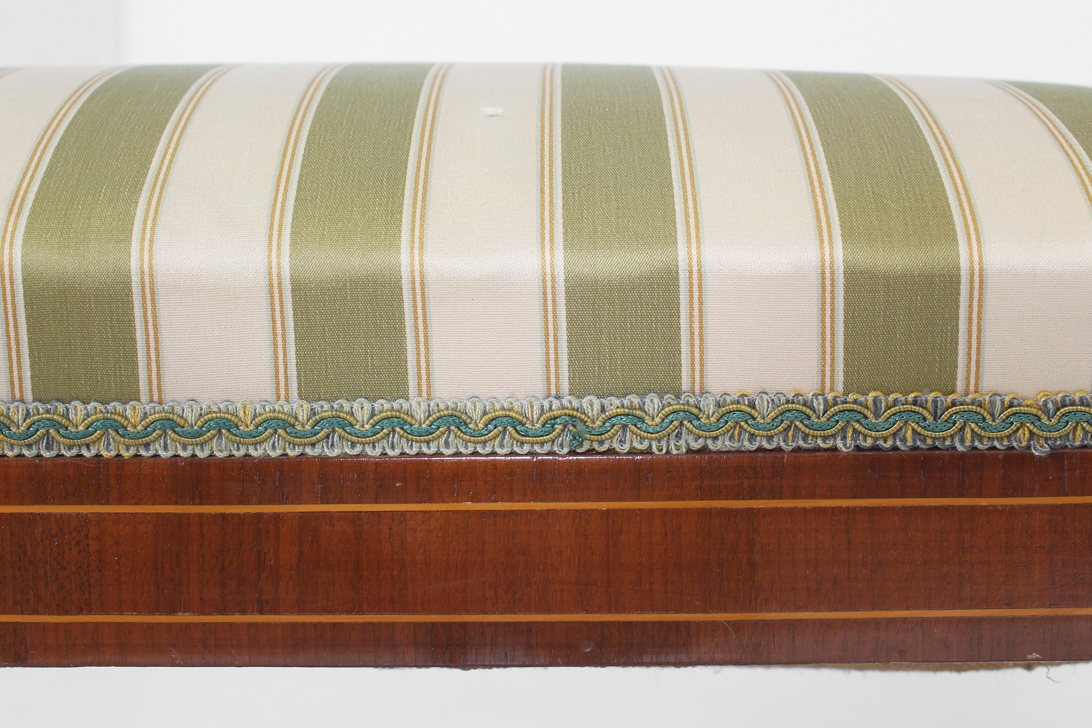 Mid-Century Emilio Lancia Wooden Bench with Striped Fabric , Italy, 1950s For Sale 9