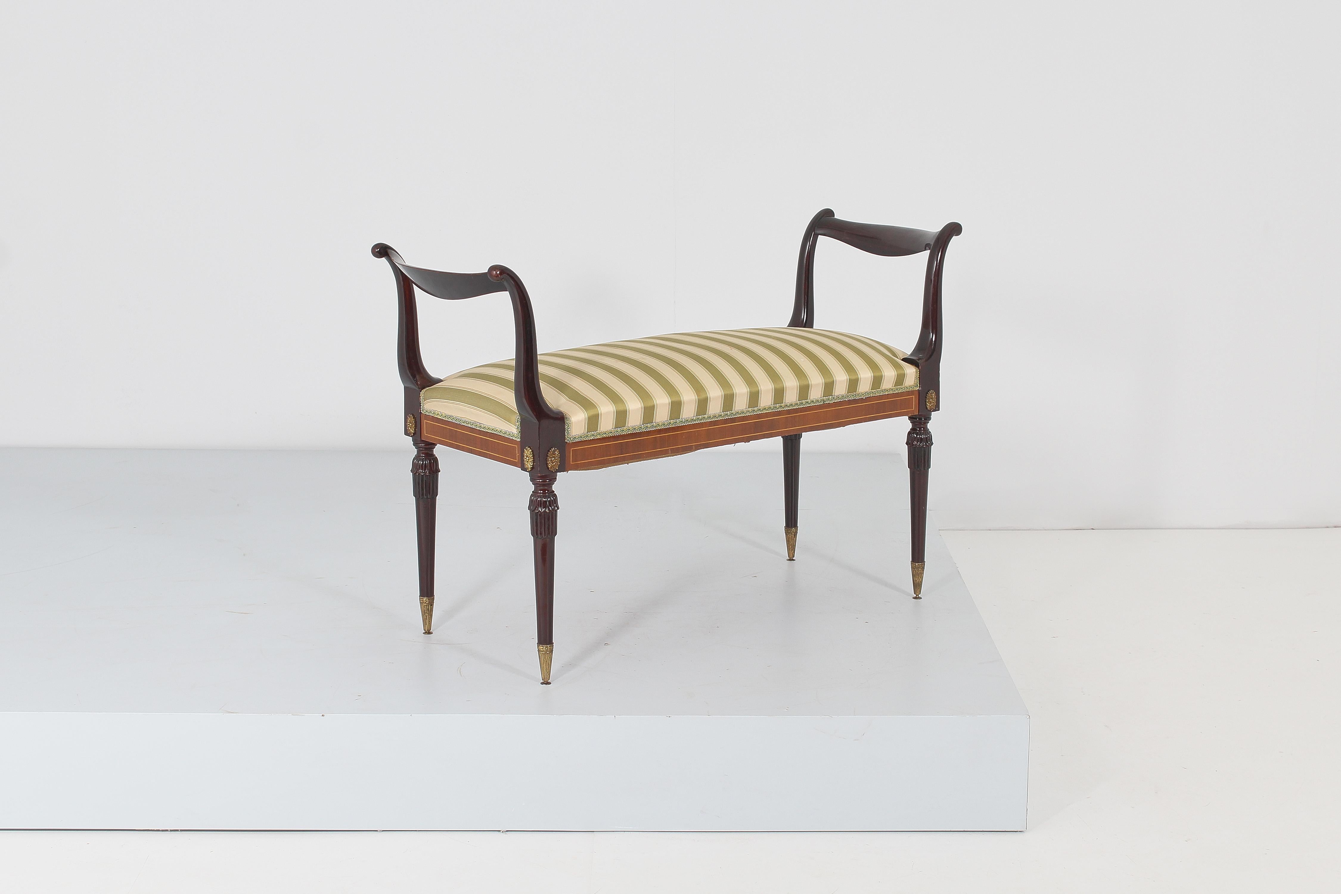 Very rare and stylish bench made of wood, curved on the armrests, with padded seat lined in cream-colored satin with vertical bands,
Attributed to Emilio Lancia, Italy in the 1960s.


