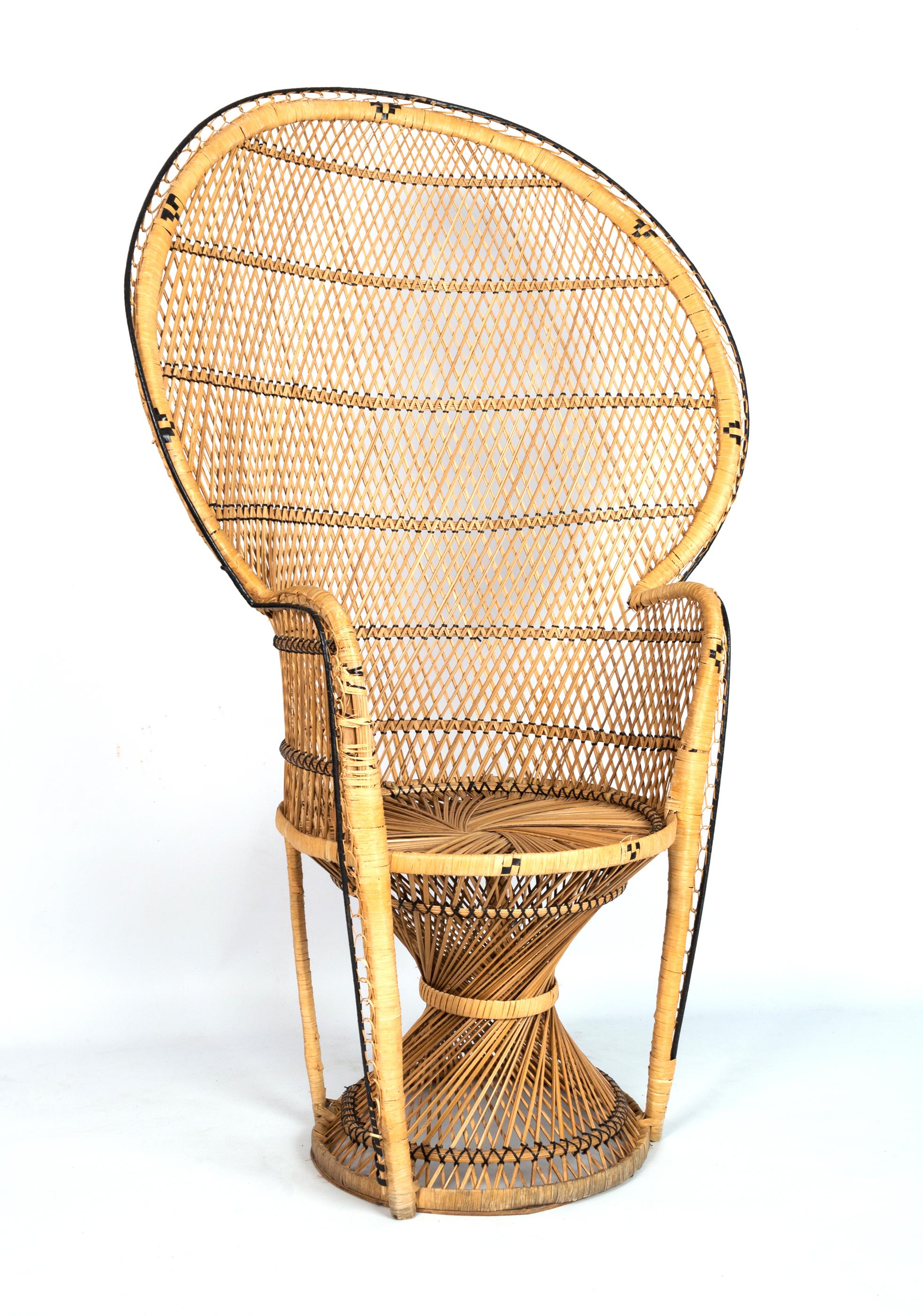 Mid century Emmanuel peacock wicker Rattan chair. C.1960 Italy

In very good condition commensurate with age. general expected signs of wear.