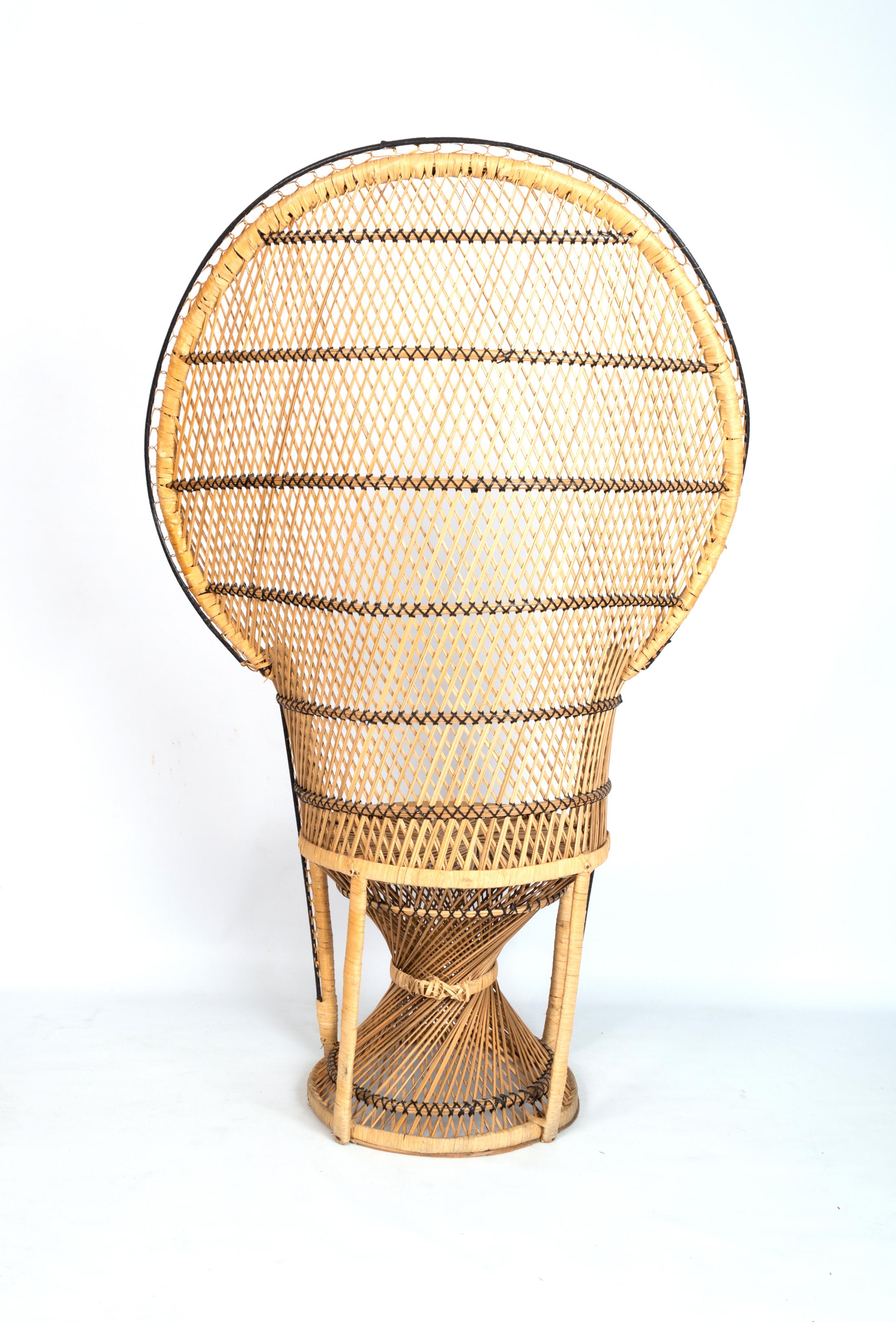 Mid Century Emmanuel Peacock Wicker Rattan Chair. C.1960 Italy In Good Condition For Sale In London, GB