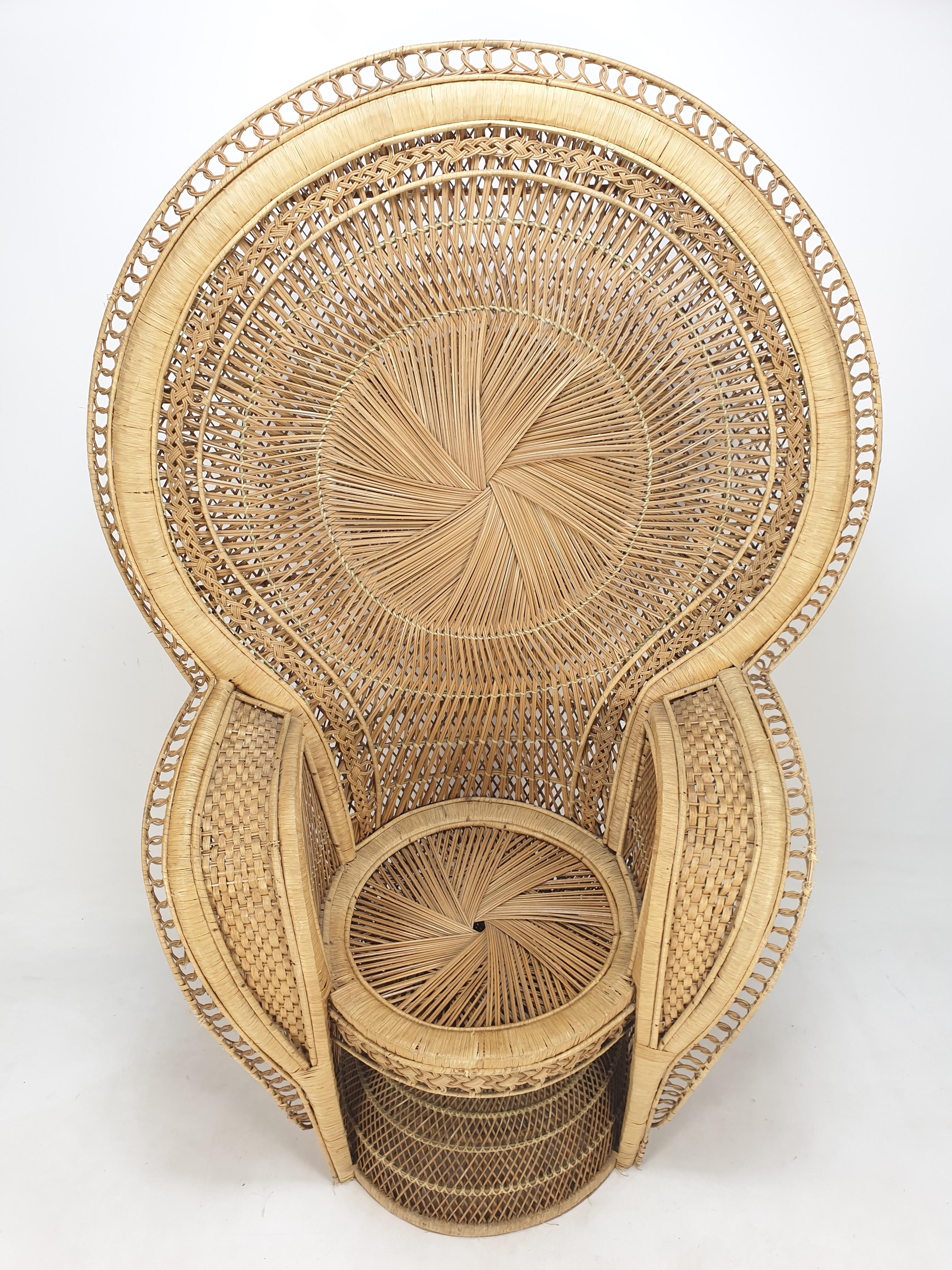 Midcentury Emmanuelle or Peacock Rattan and Wicker Chair, Italy 1960s In Good Condition For Sale In Oud Beijerland, NL