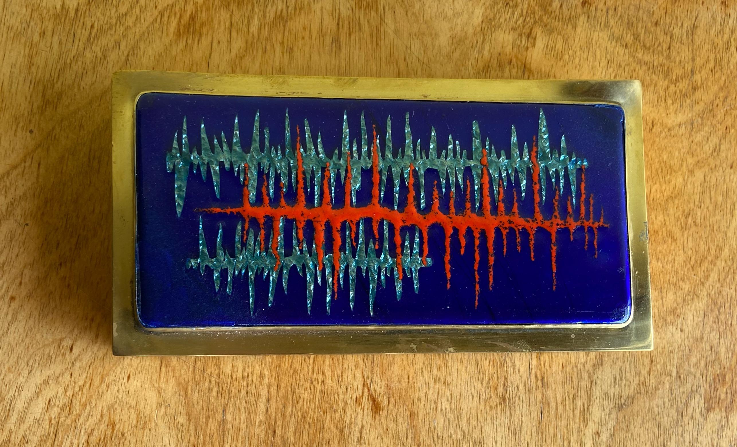 Mid-Century Modern Mid century colourful hinged box, enamel on brass For Sale