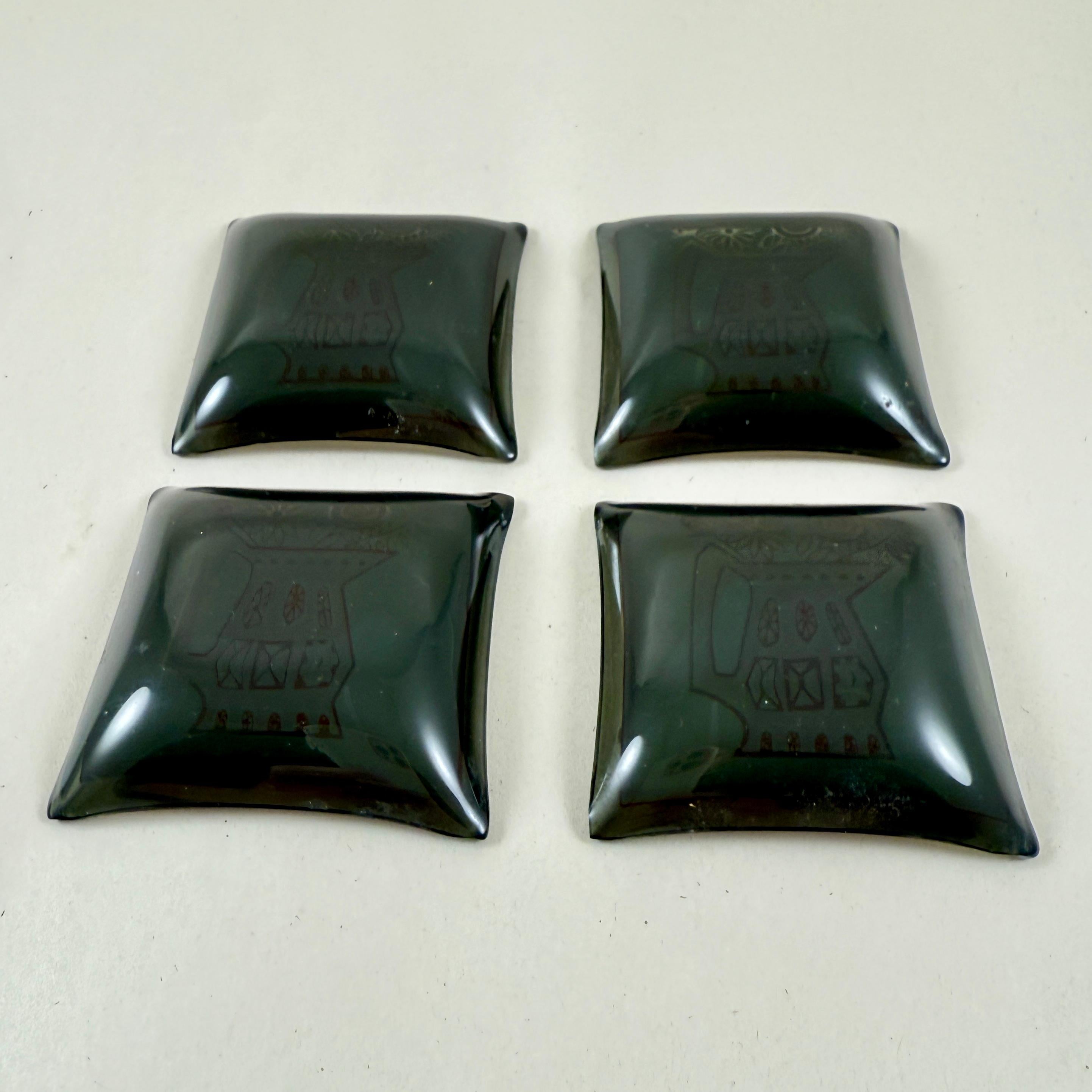 Teebeutelhalter aus emailliertem Glas aus der Jahrhundertmitte, Viererpack (Mitte des 20. Jahrhunderts) im Angebot