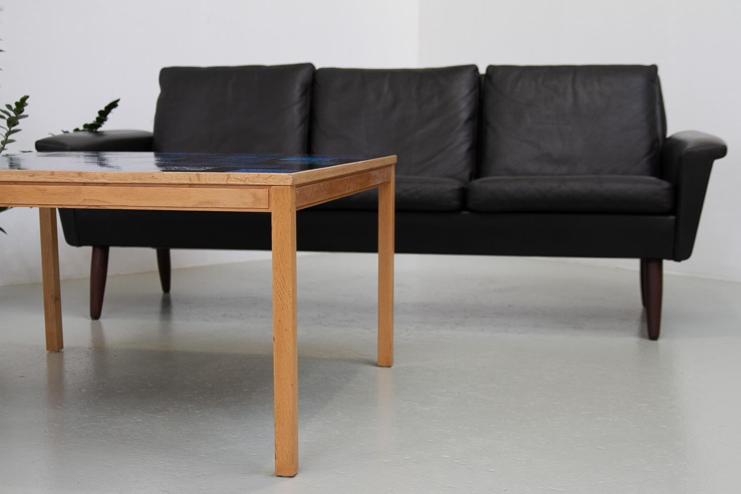 Table basse en Oak Oak émaillé du milieu du siècle par Törneman pour NK Sweden, années 1960. en vente 12