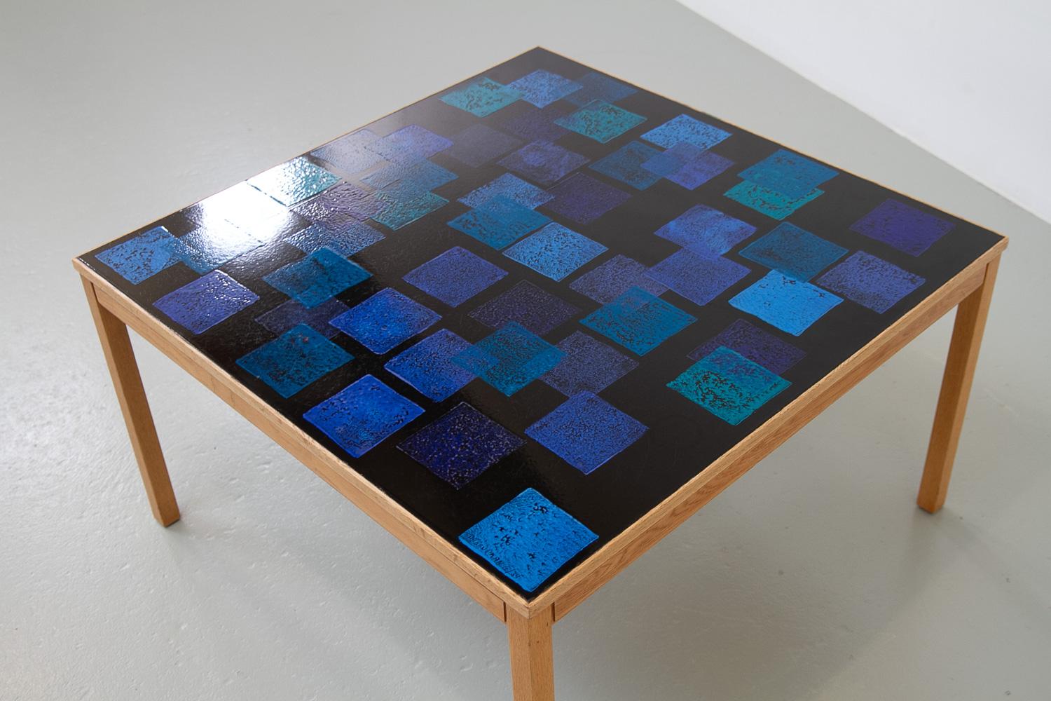 Table basse en Oak Oak émaillé du milieu du siècle par Törneman pour NK Sweden, années 1960. Bon état - En vente à Asaa, DK