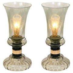 Tulipano chiuso di metà secolo in vetro di Murano soffiato a mano e affumicato di Cenedese