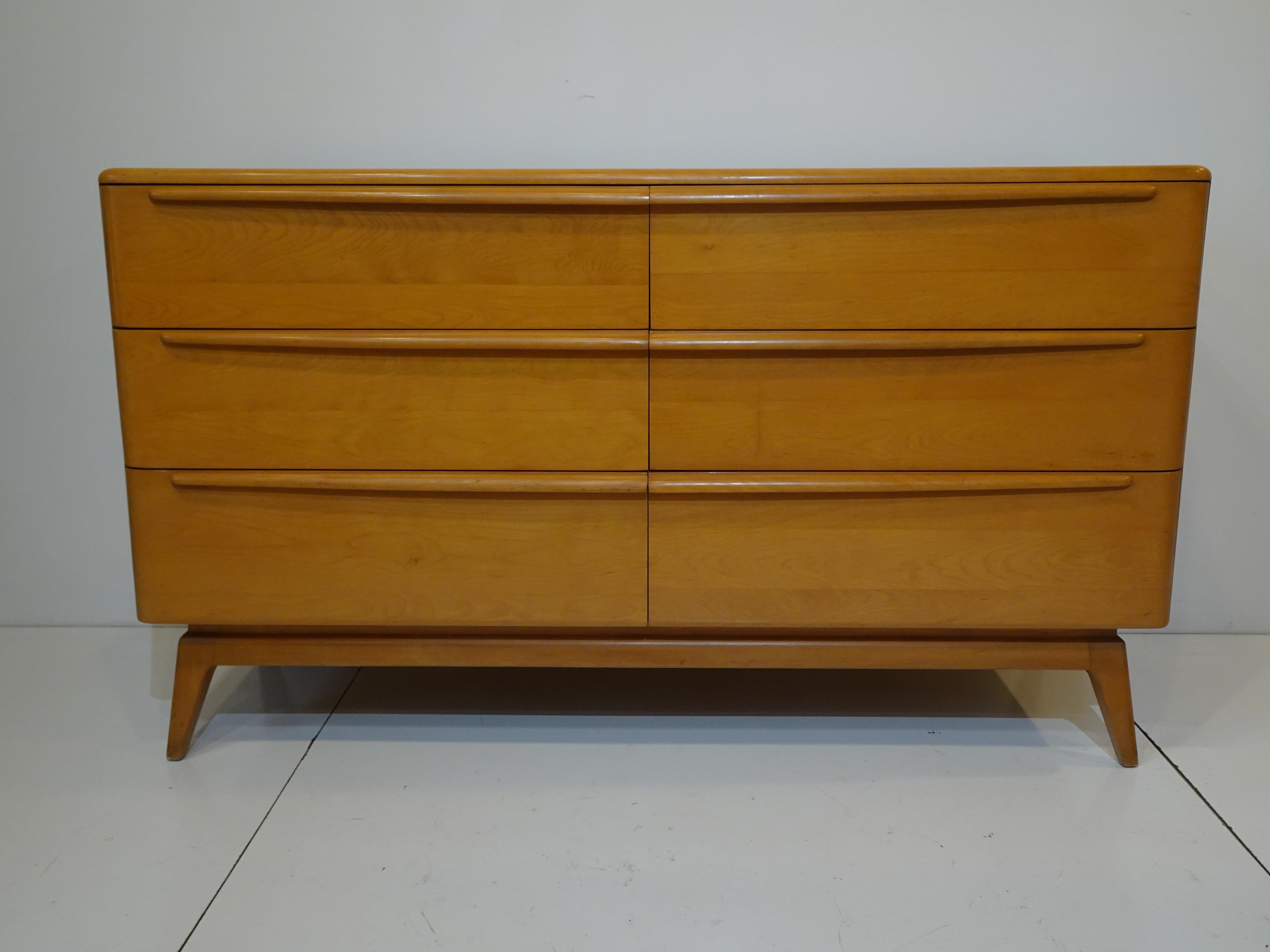 Mid-Century Encore Dresser Chest in Champagne by Heywood Wakefield 4