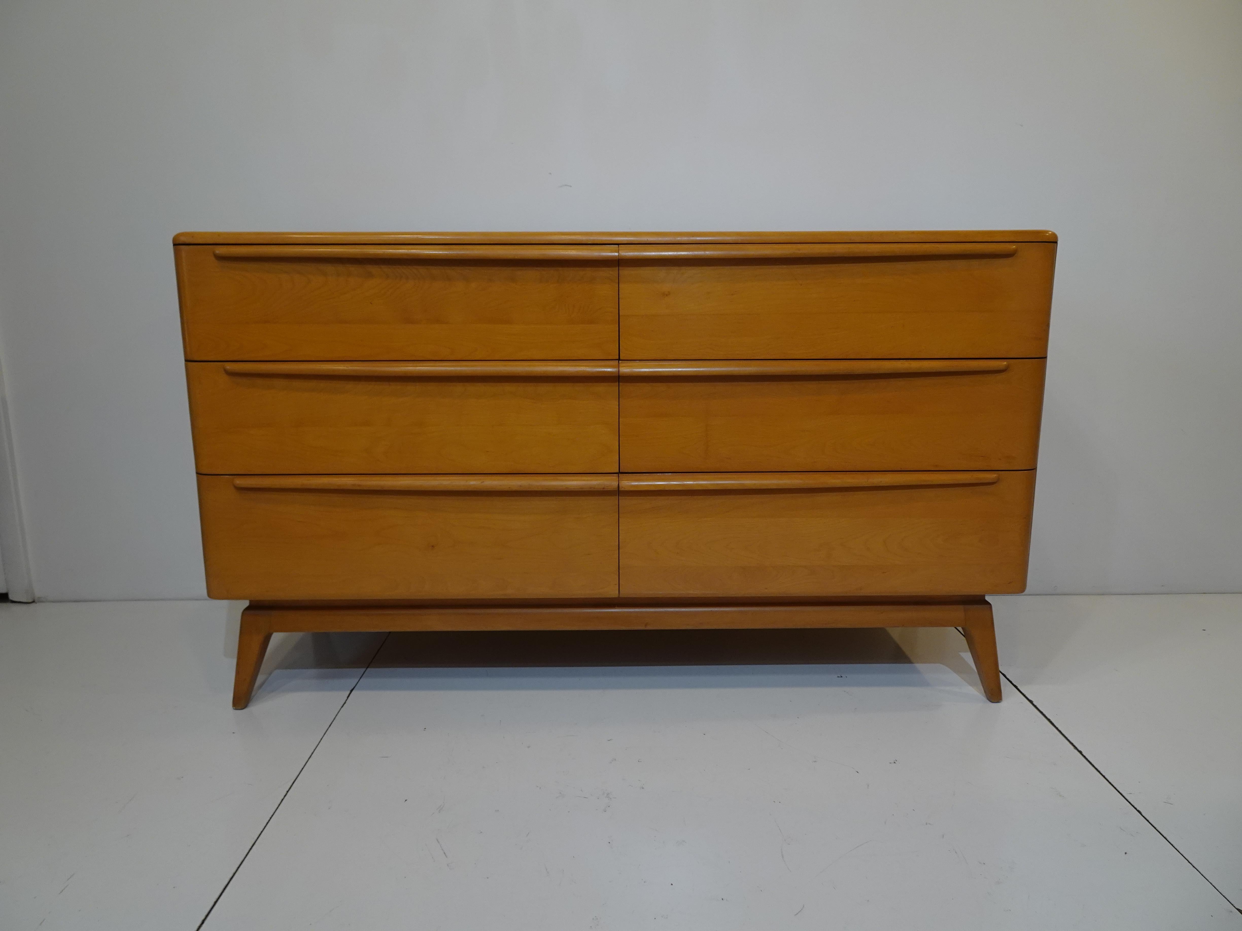Mid-Century Encore Dresser Chest in Champagne by Heywood Wakefield 5