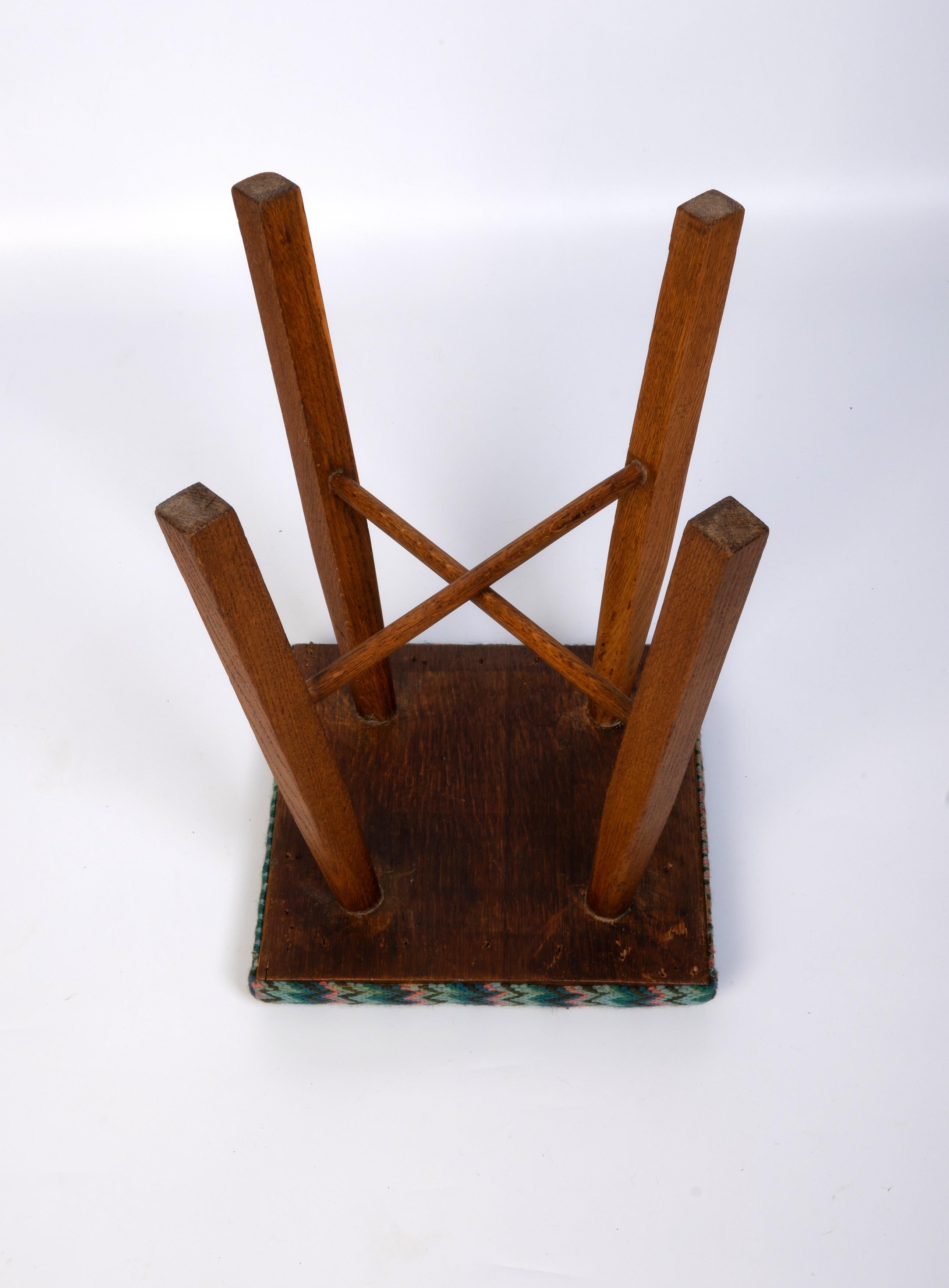 Mid Century English Arts And Crafts Oak Stool C.1950 For Sale 5