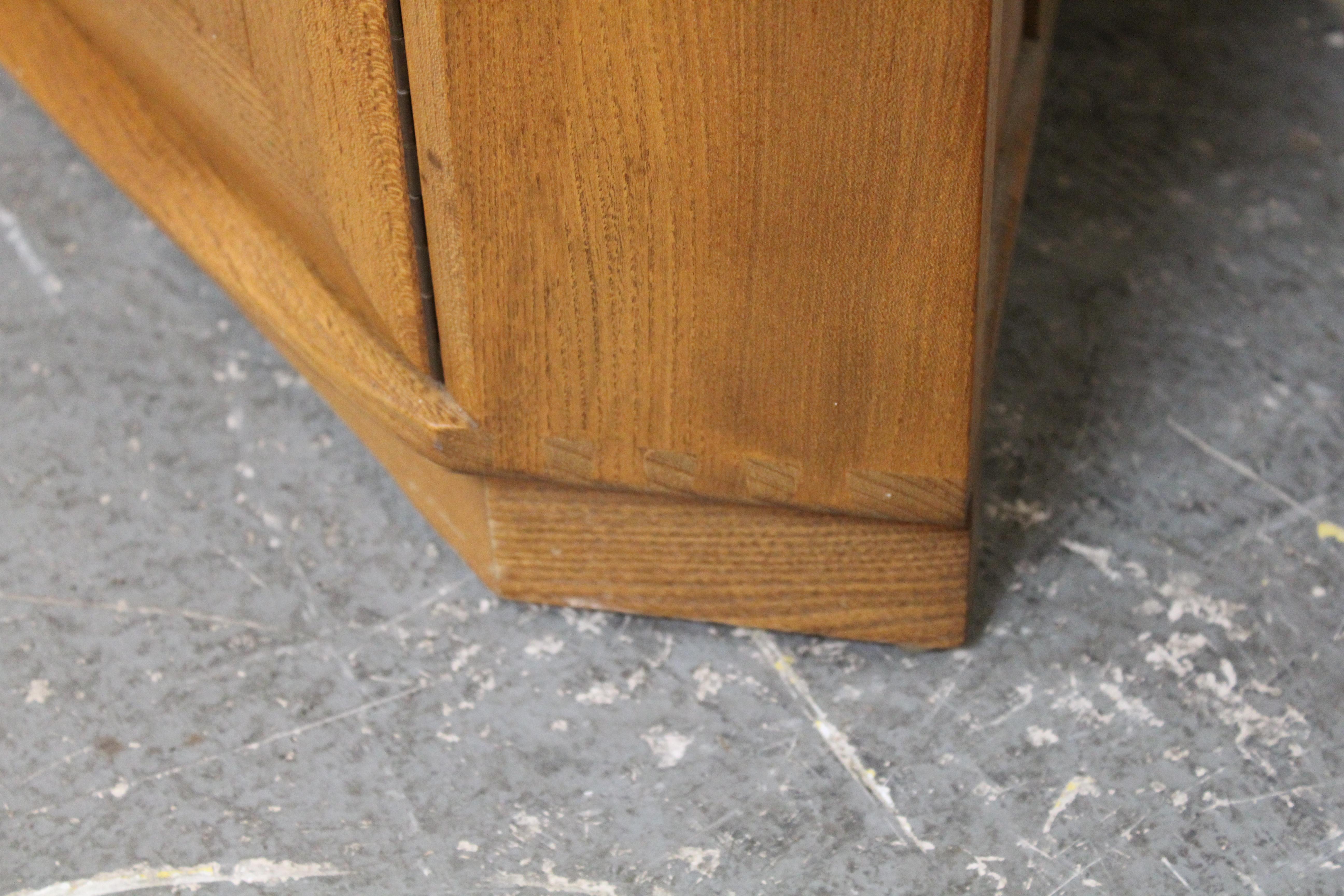 Mid-Century English Elm Corner Cupboard by Ercol For Sale 8