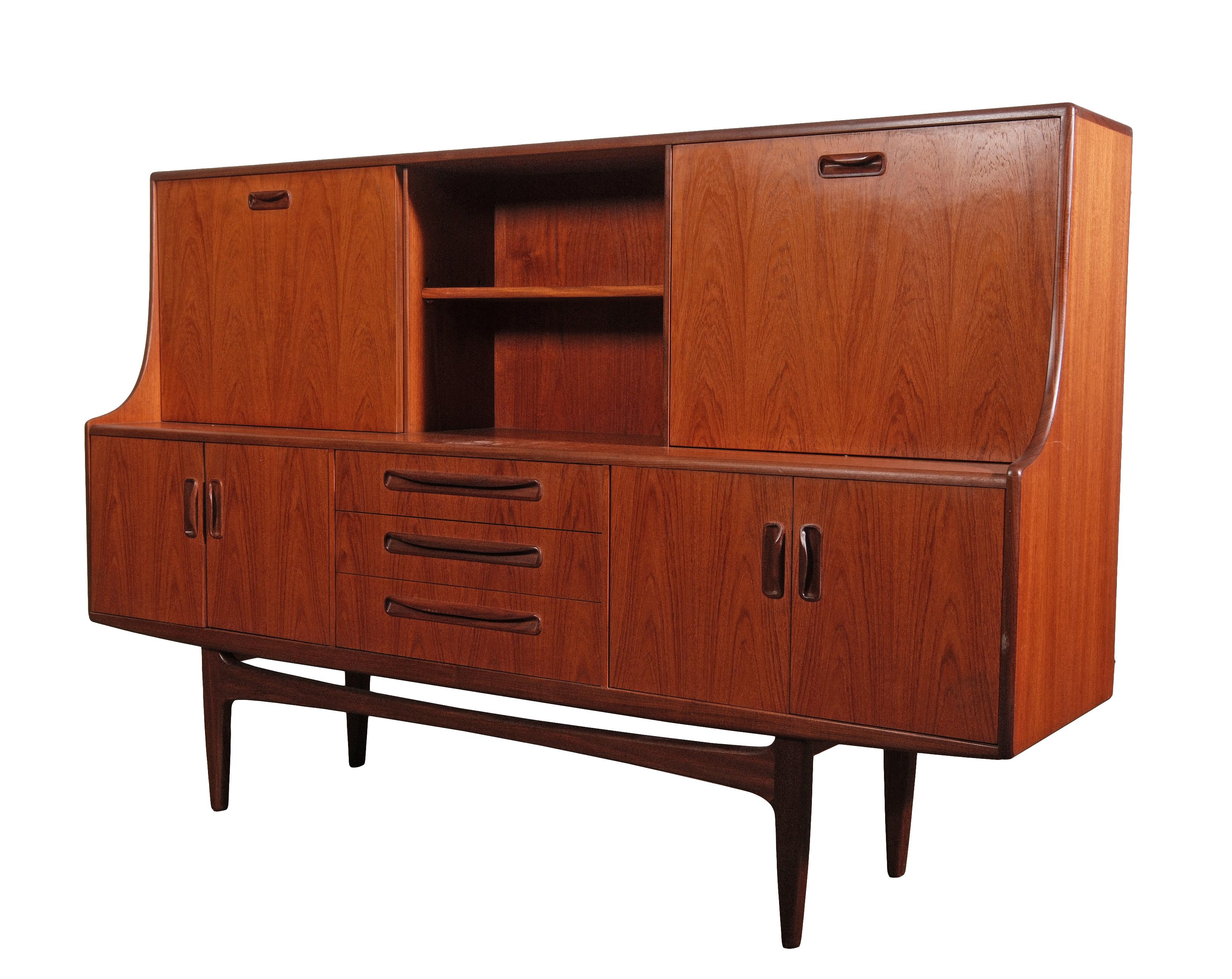 Mid-Century moderno Credenza in teak Fresco moderna inglese di metà secolo