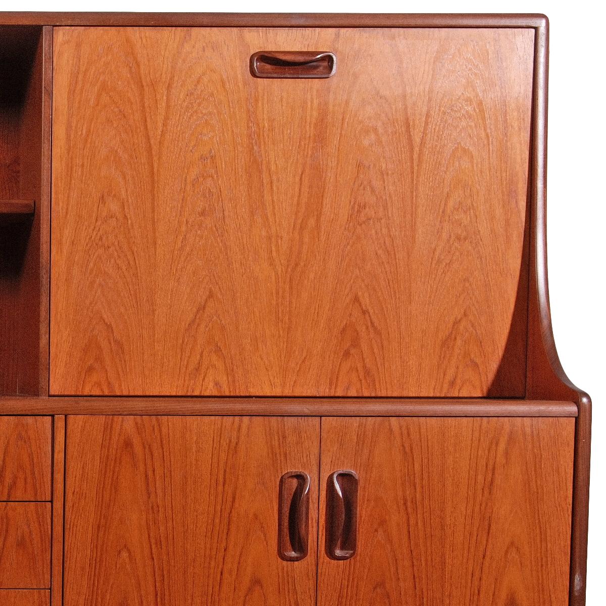 Credenza in teak Fresco moderna inglese di metà secolo 1