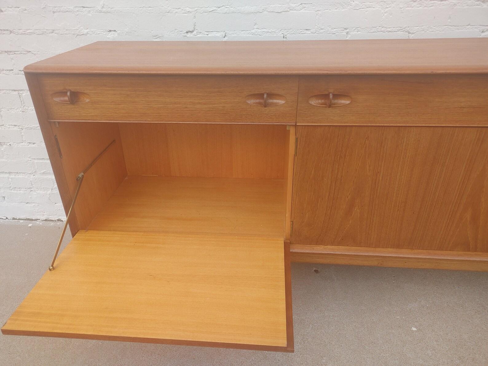 Mid Century English Modern Teak Sideboard In Good Condition For Sale In Tulsa, OK