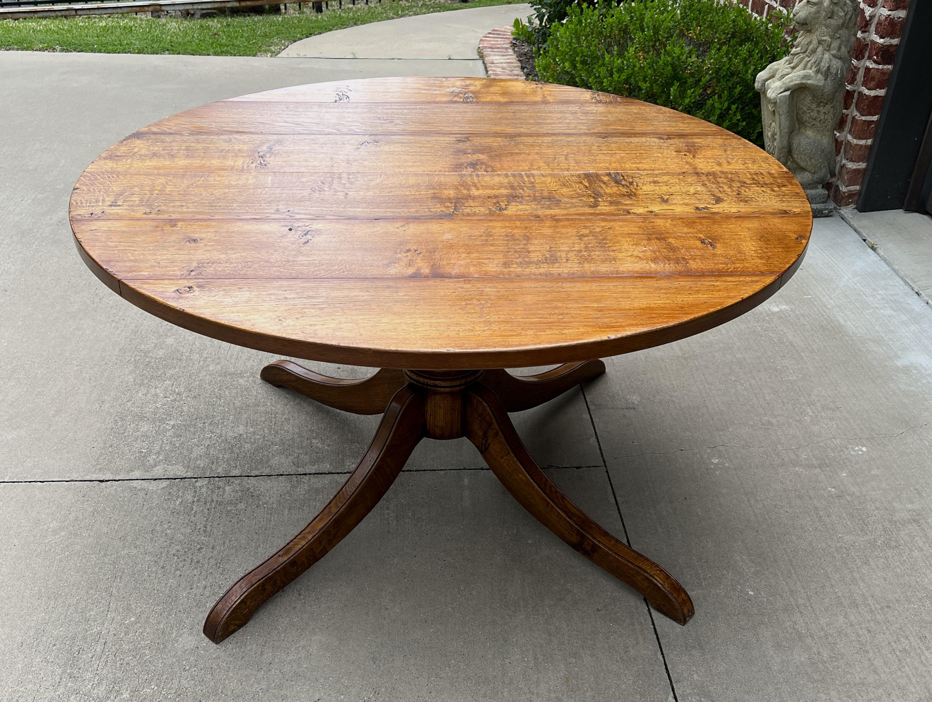 British Midcentury English Round/Oval Dining Table Pedestal Base with Leaf Oak, c. 1940s