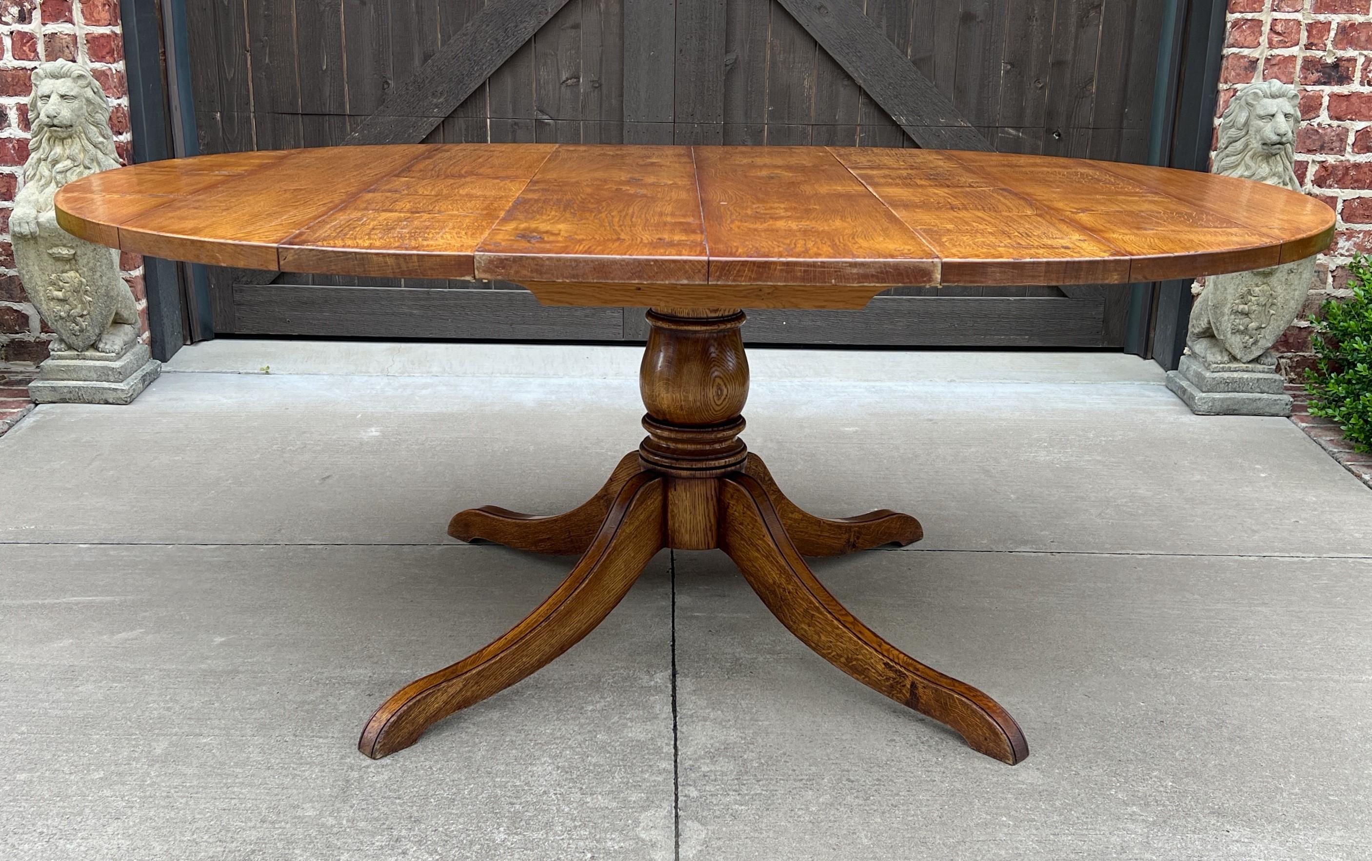 20th Century Midcentury English Round/Oval Dining Table Pedestal Base with Leaf Oak, c. 1940s