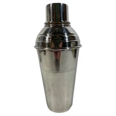 Coctelera inglesa de mediados de siglo tipo Cobbler plateada