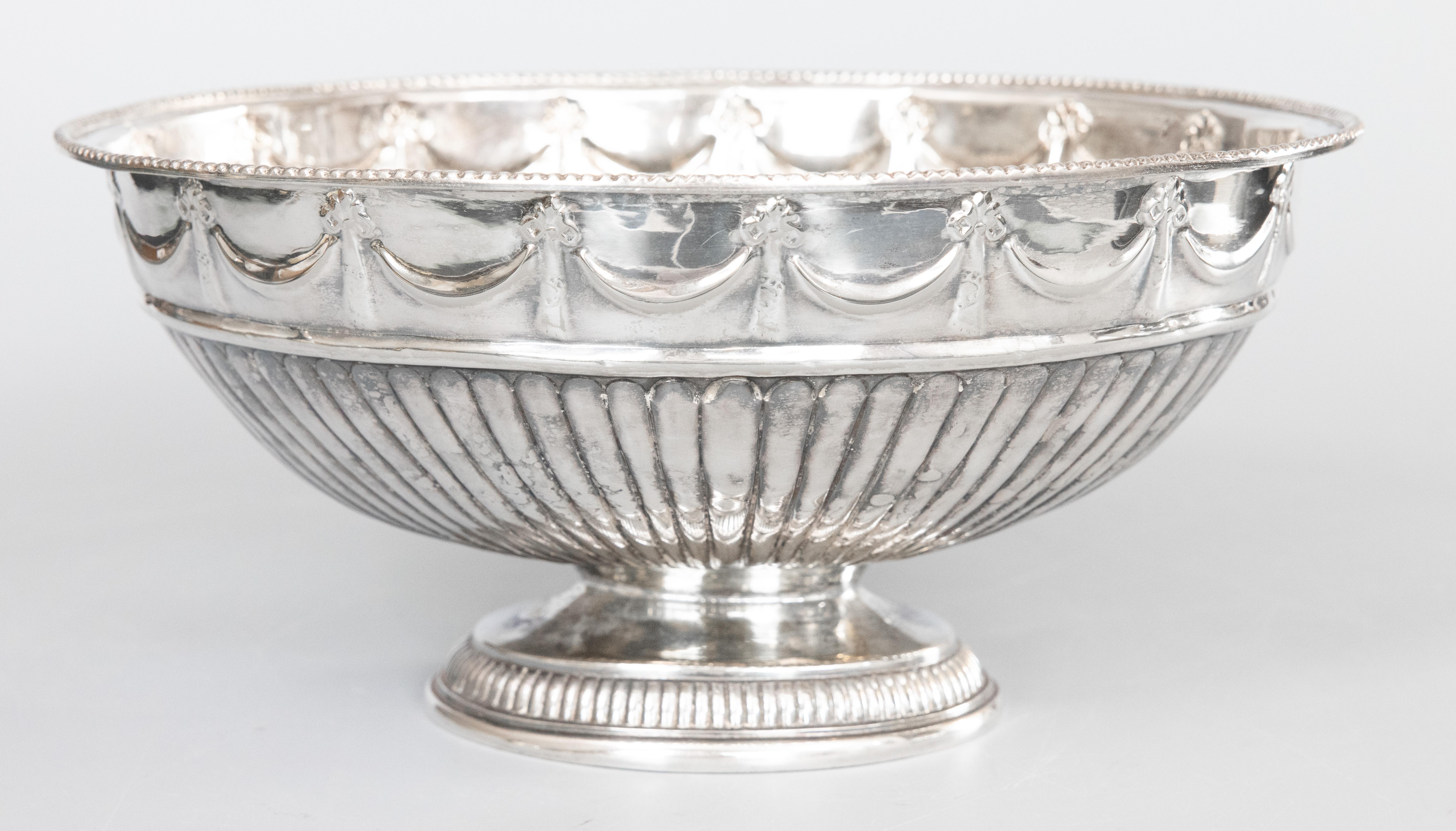 Mid-Century English Silver Plate Oval Pedestal Centerpiece Bowl Wine Cooler  For Sale 1