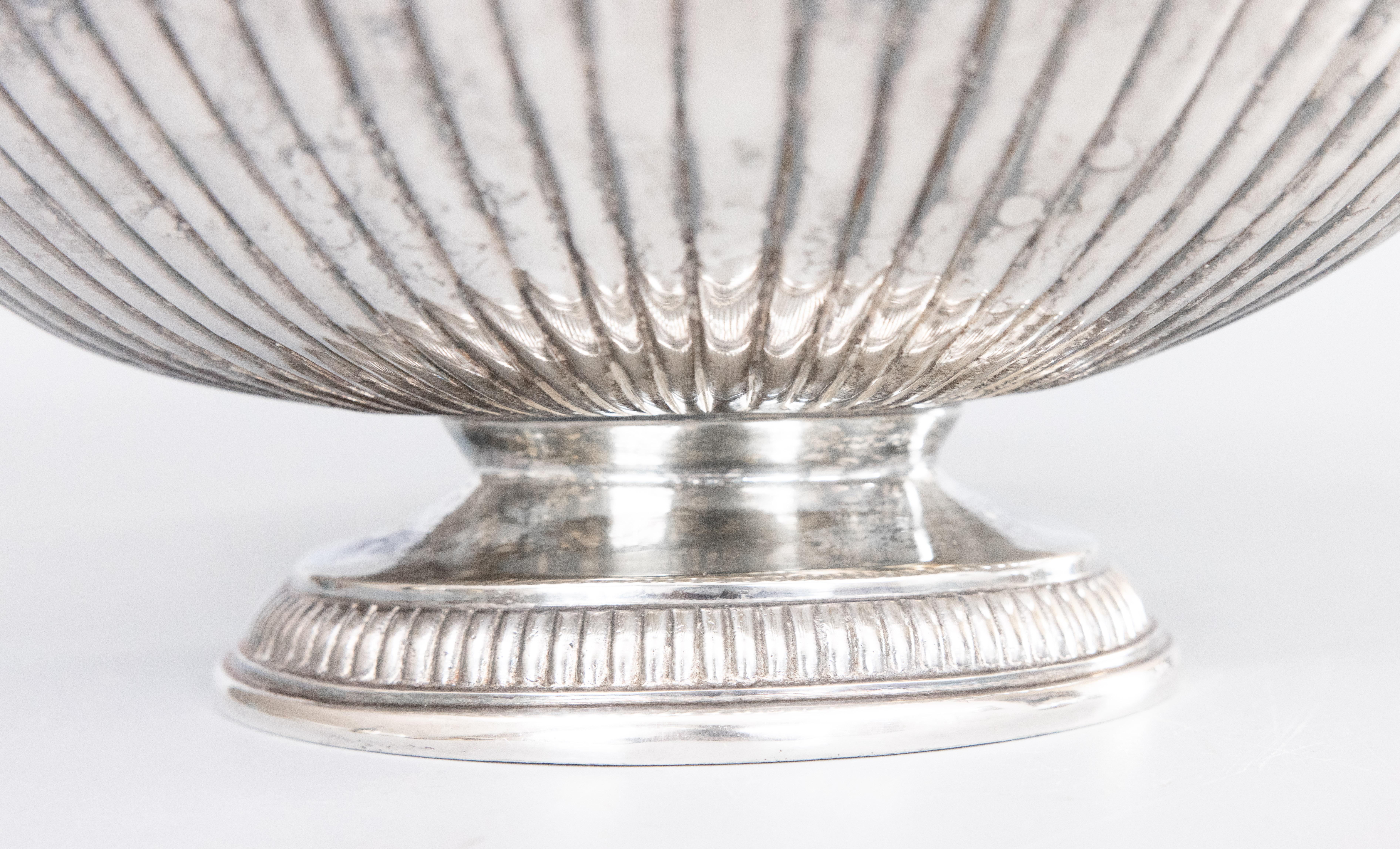Mid-Century English Silver Plate Oval Pedestal Centerpiece Bowl Wine Cooler  For Sale 4