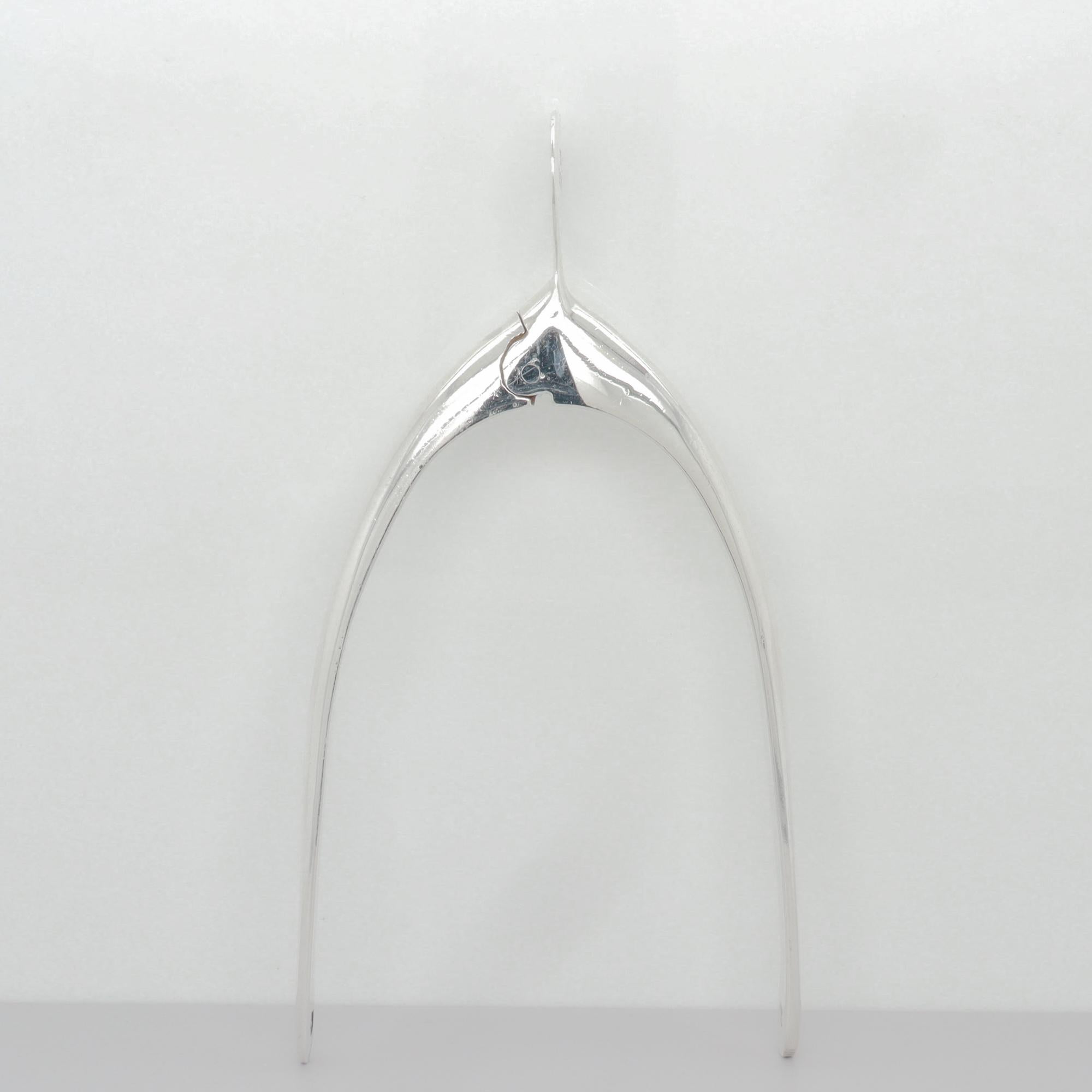 Zuccheriera inglese di metà secolo in argento sterling figurata a forma di spina di pesce in vendita 10
