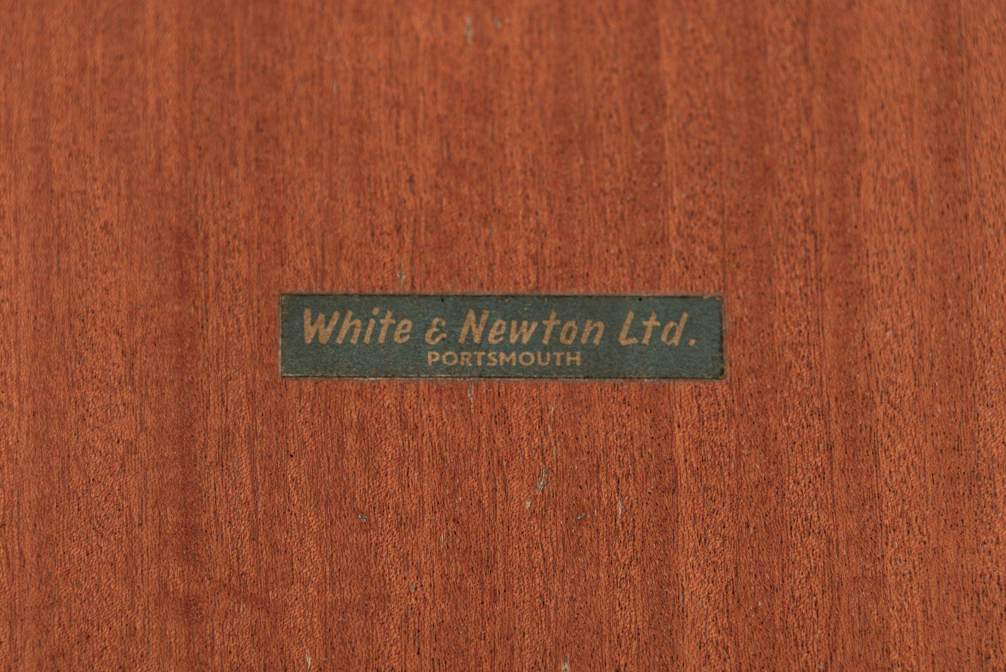 Mid Century English Teak Extension Dining Table by White & Newton en venta 3