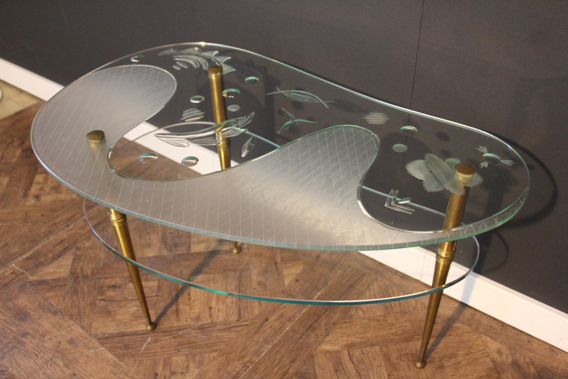 European Mid Century Engraved Clear Glass Coffee Table For Sale
