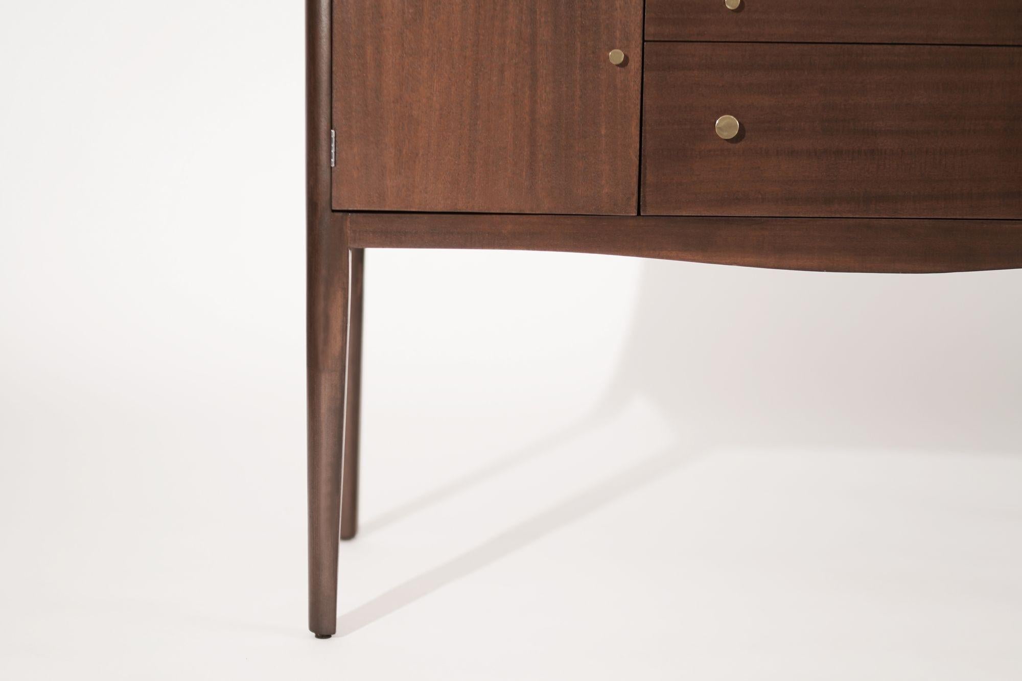 Mid Century Entry Console Table in Mahogany, C. 1950s For Sale 2