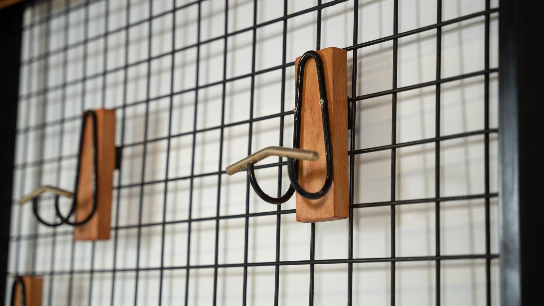 Banc d'entrée du milieu du siècle avec porte-manteaux, Italie, années 1960 en vente 7