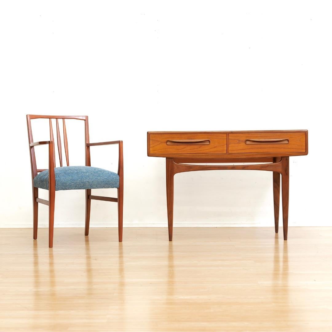 Comò consolle da ingresso del Medio Secolo di G-Plan In condizioni buone in vendita a Los Angeles, CA